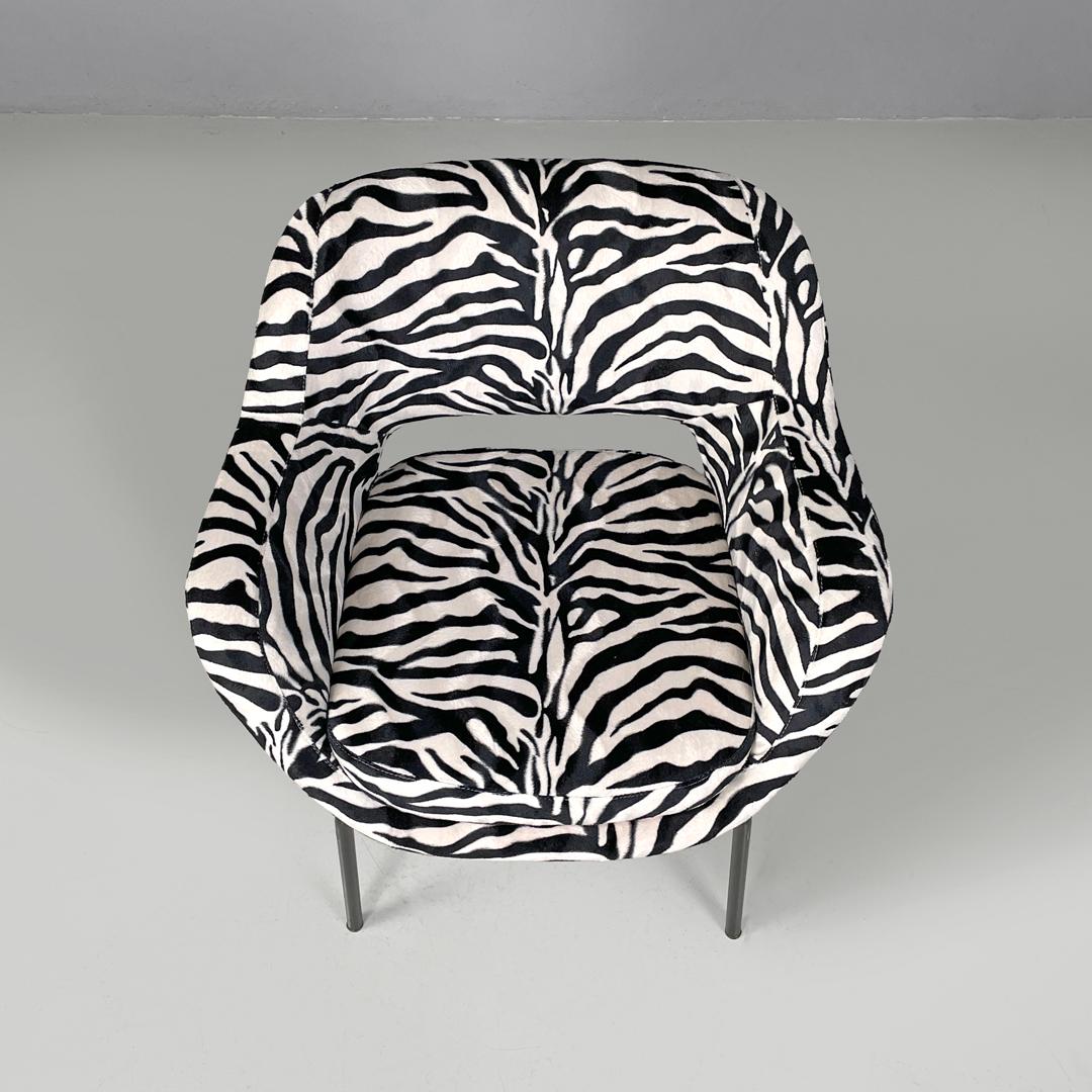 Italian modern armchair in black and white zebra fabric and black metal, 1970s For Sale 1