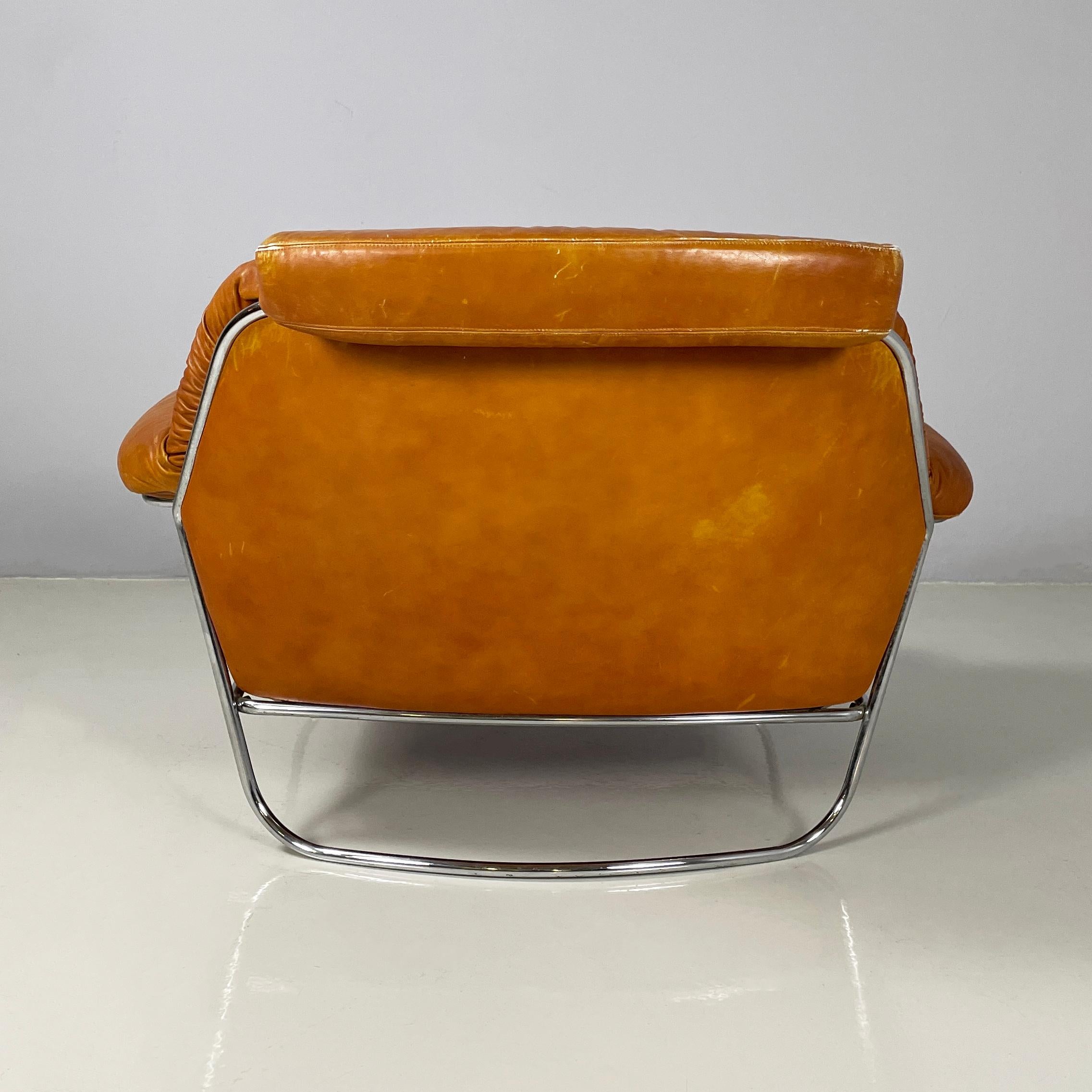 Italian modern Armchair in brown leather and chromed metal, 1970s In Fair Condition In MIlano, IT