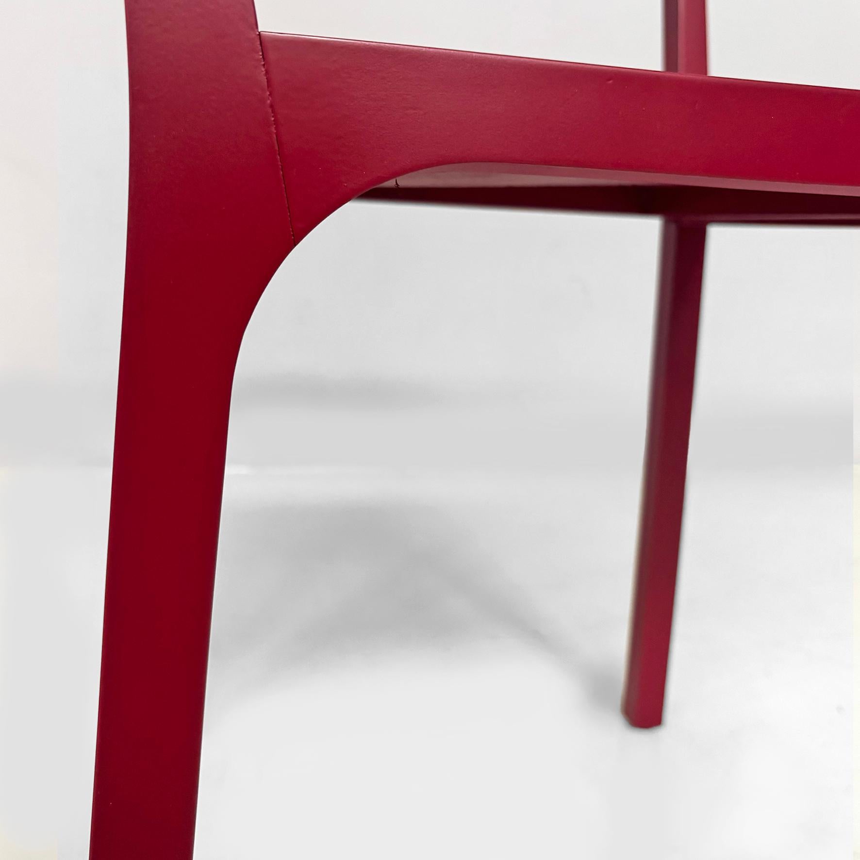Moderner italienischer Sessel aus burgunderfarben lackiertem Holz, 1980er Jahre im Angebot 12