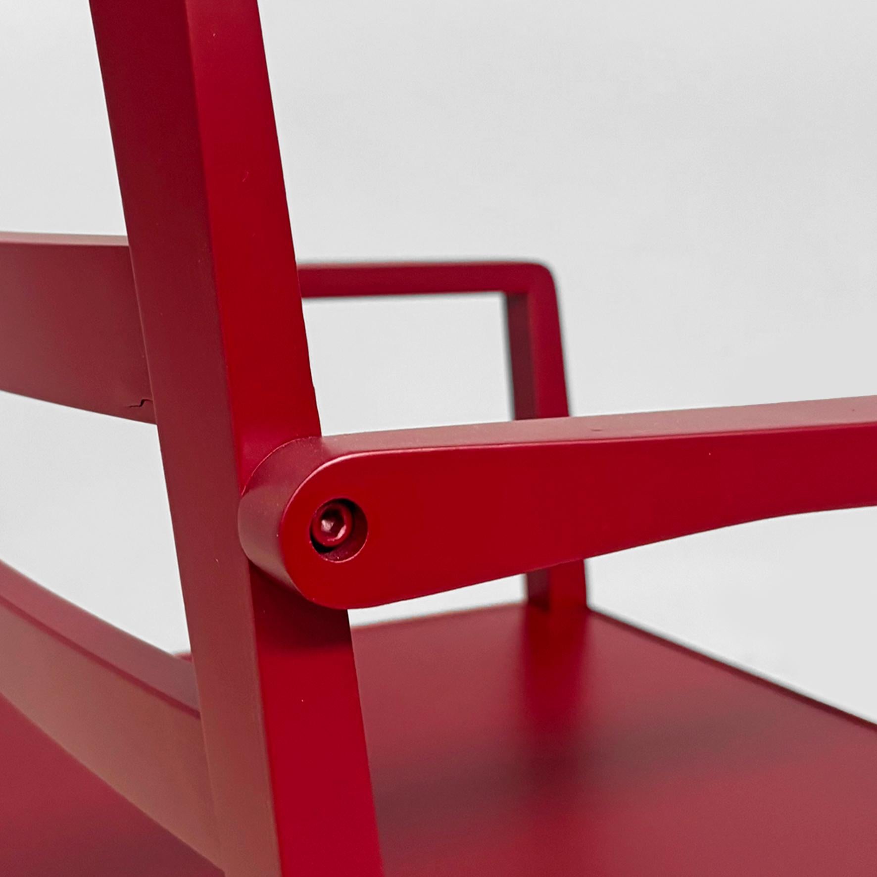 Moderner italienischer Sessel aus burgunderfarben lackiertem Holz, 1980er Jahre im Angebot 4