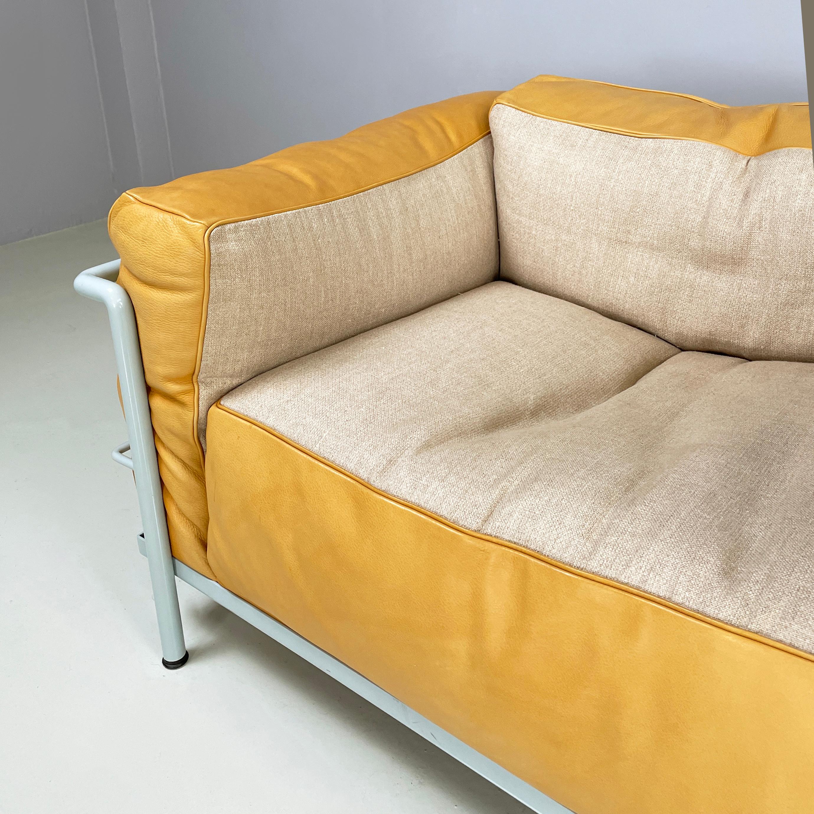 Moderner italienischer moderner Sessel LC3 von Le Corbusier Jeanneret Perriand für Cassina 2008 (Metall) im Angebot