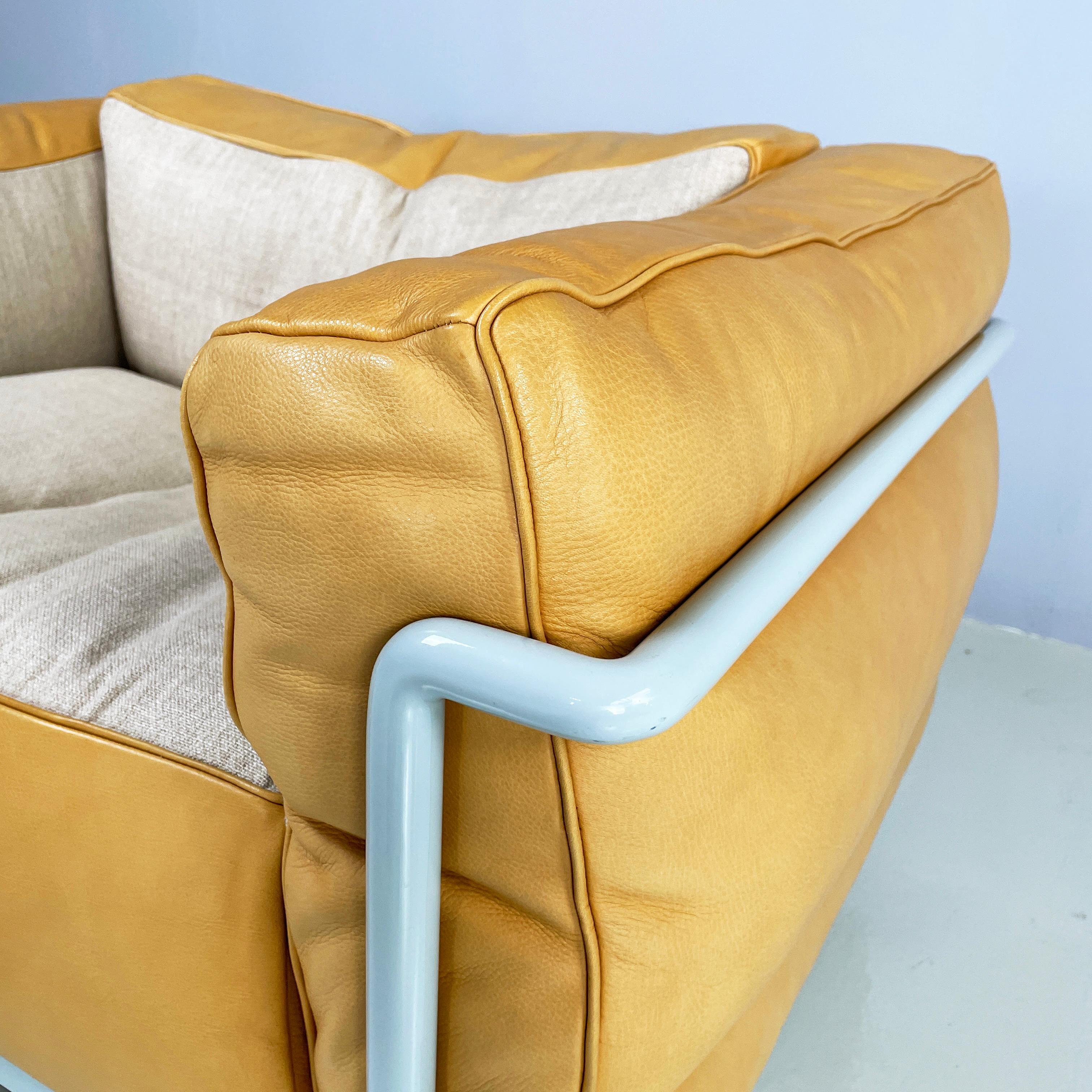 Moderner italienischer moderner Sessel LC3 von Le Corbusier Jeanneret Perriand für Cassina 2008 im Angebot 2