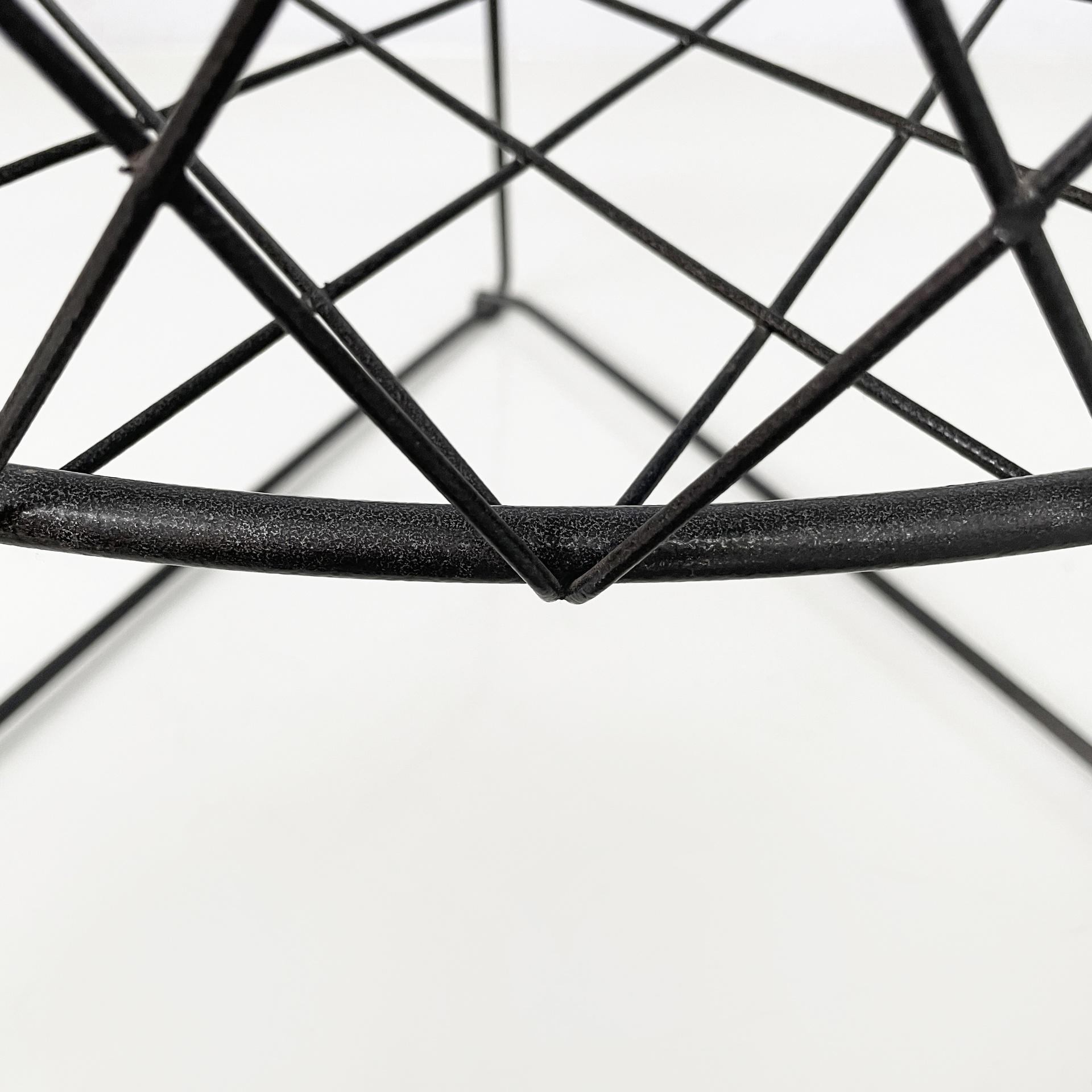Italian modern armchairs in black metal, 1990s For Sale 4