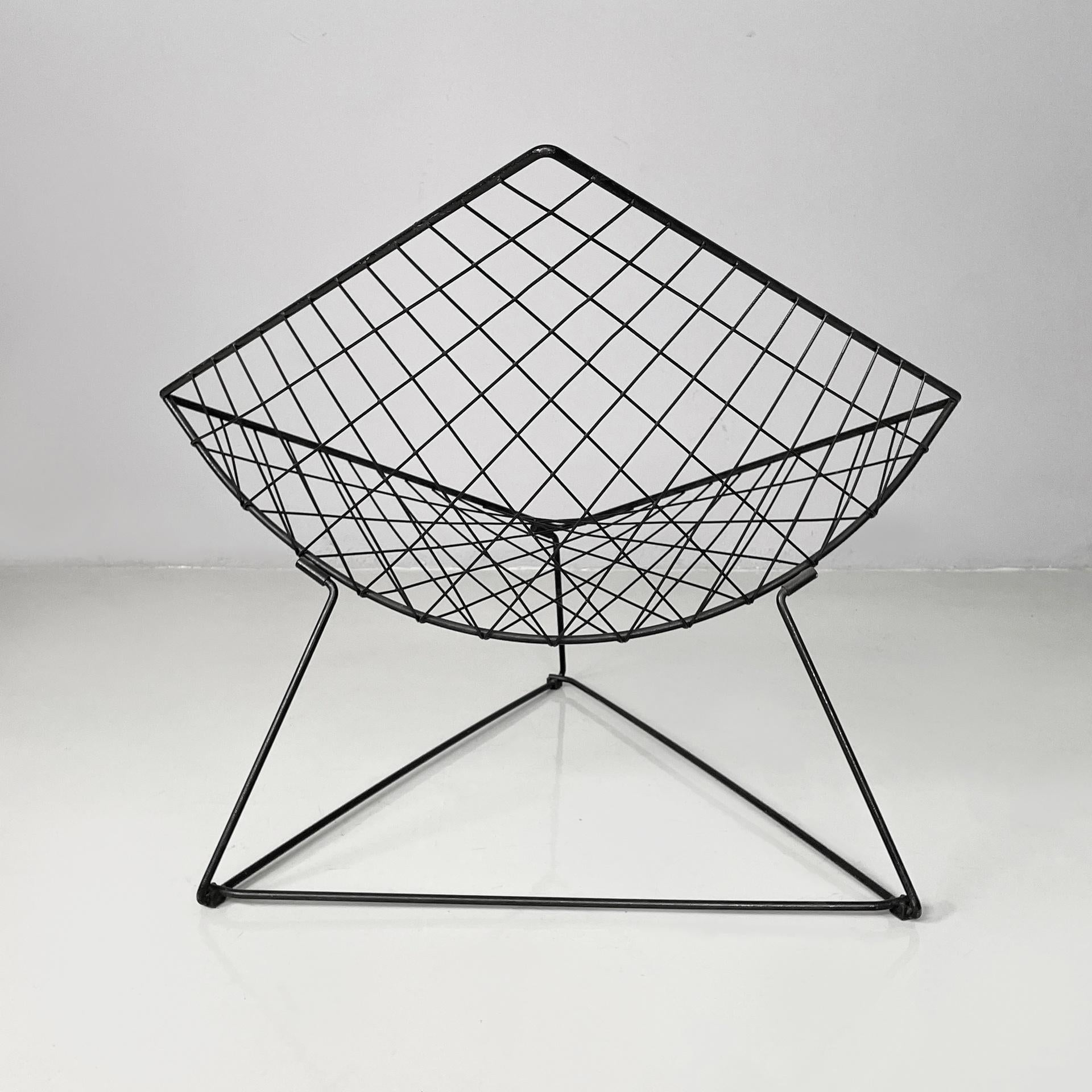 Italian modern armchairs in black metal, 1990s In Good Condition For Sale In MIlano, IT