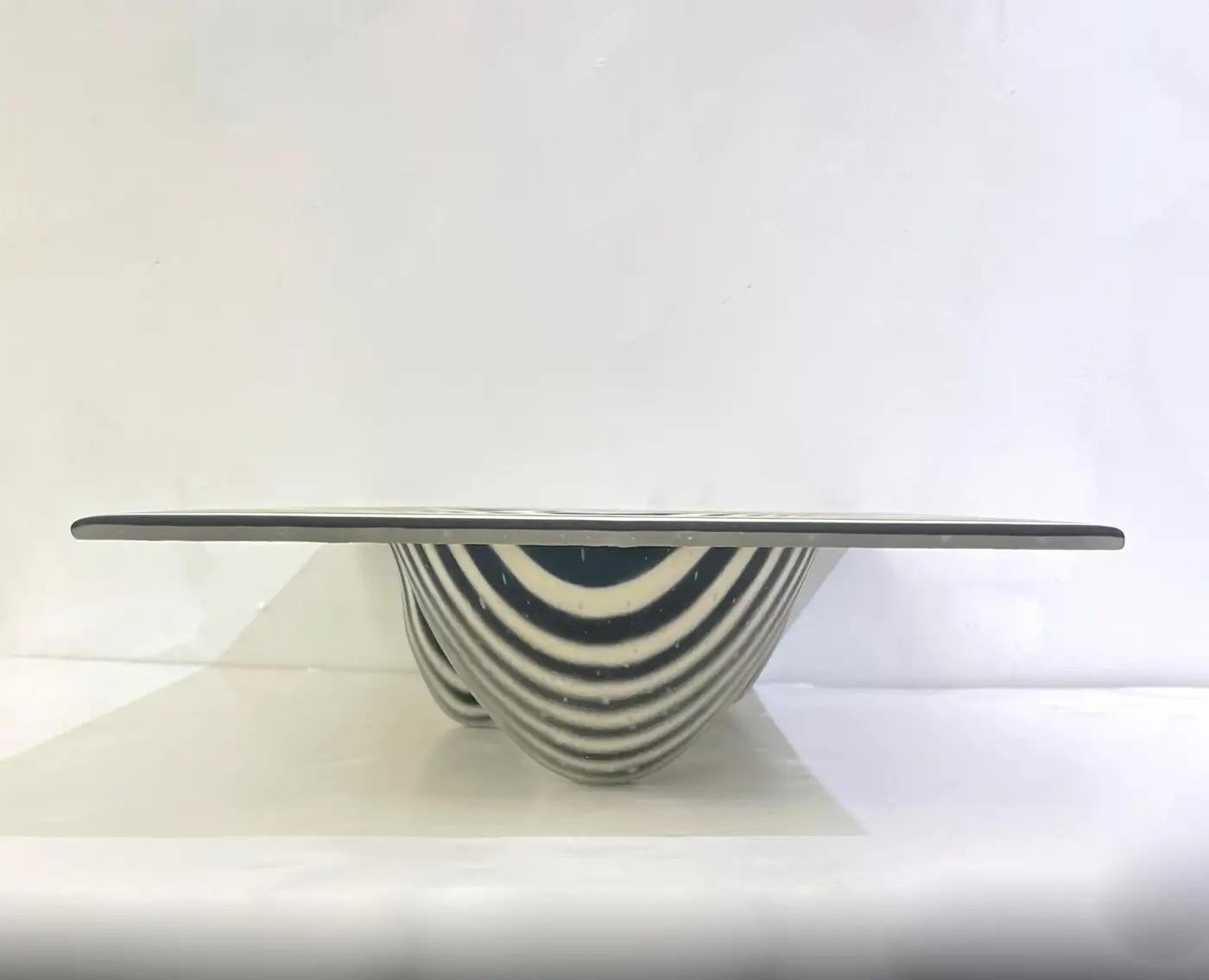 Art moderne italien, vase organique en verre de Murano à rayures noires et blanches en vente 5
