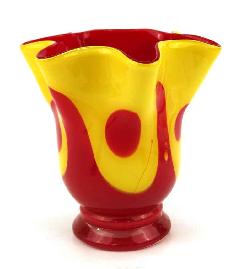 Italian Modern Art Glass Handkerchief Vase For Sale at 1stDibs handkerchief vases