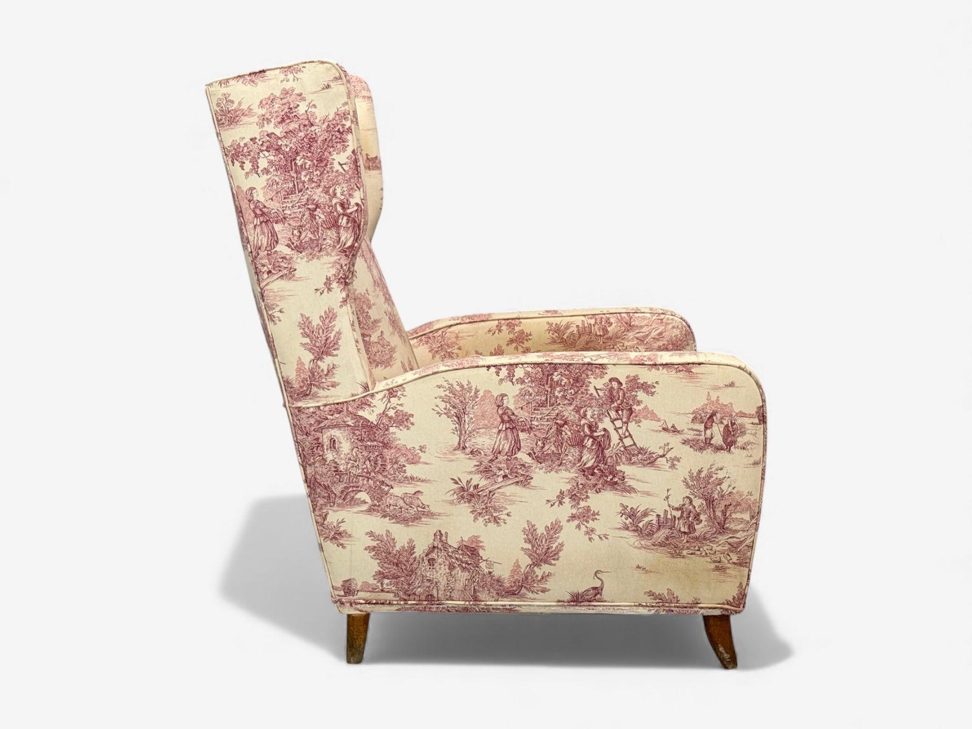 Chaises à dossier large modernes italiennes, en bois de frêne et tissu, Italie, années 1950 en vente 6