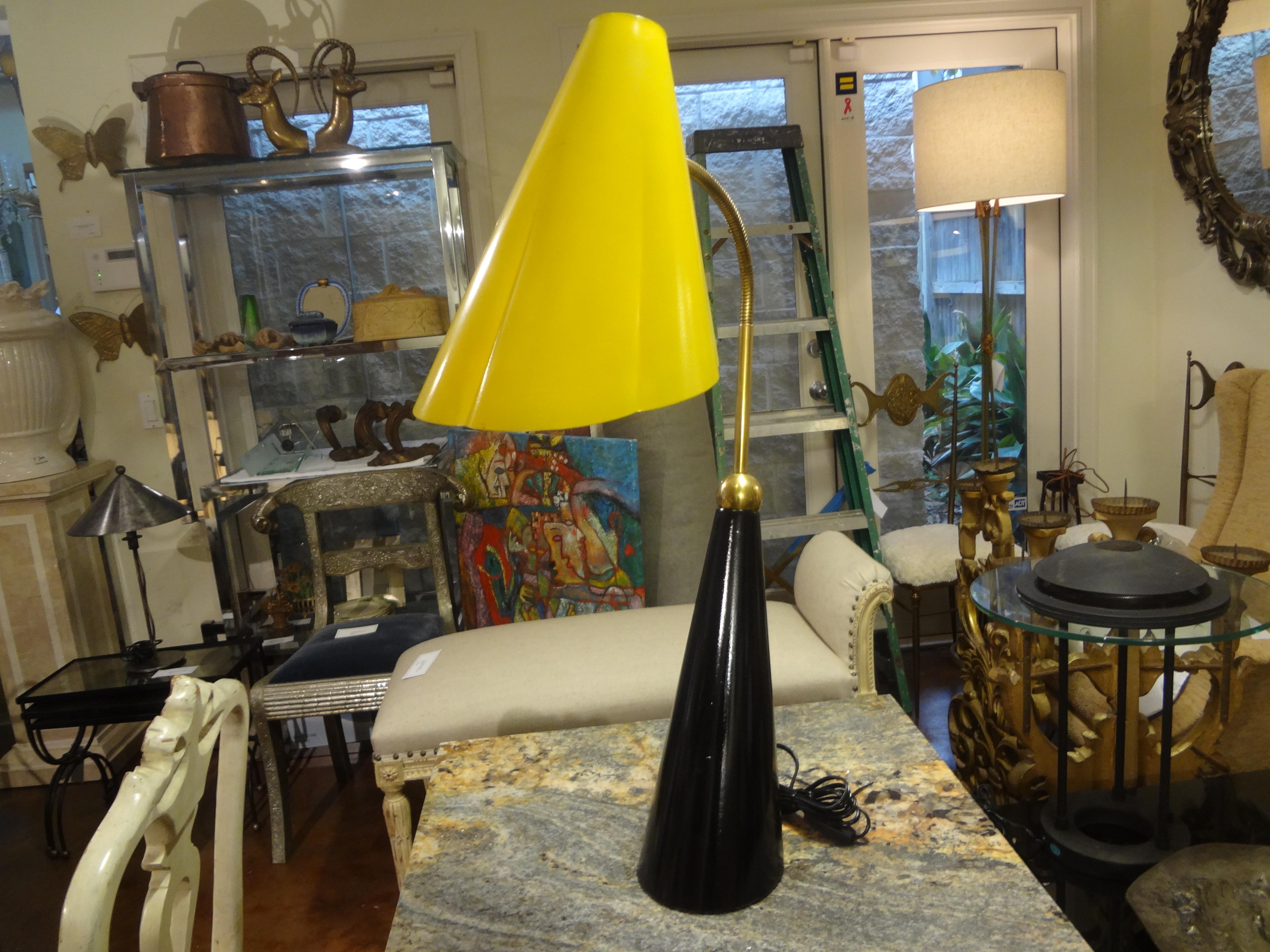 Italian Modern Asymmetrical Lamp Attributed to Gino Sarfatti for Arteluce 4