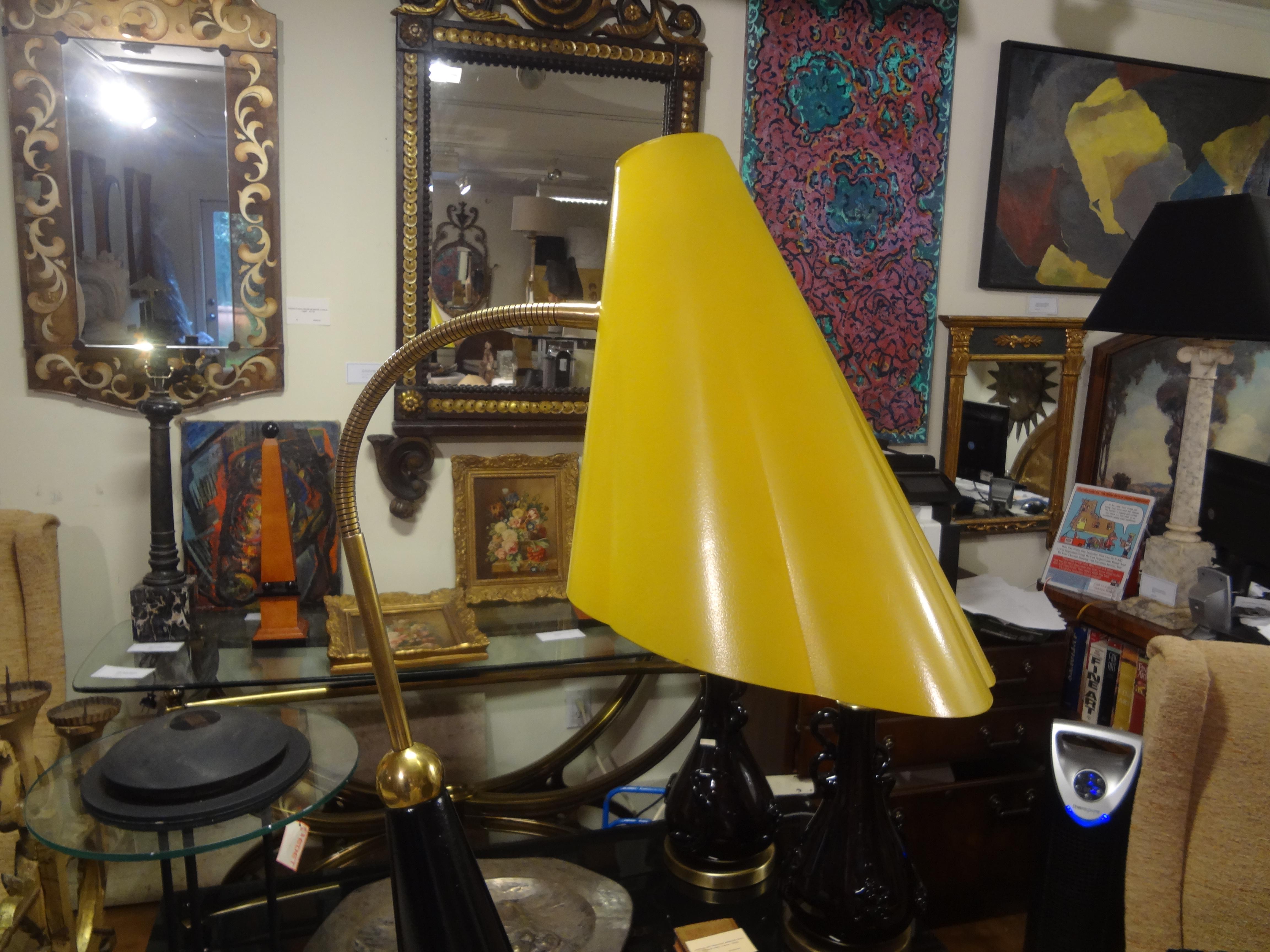 Mid-Century Modern Italian Modern Asymmetrical Lamp Attributed to Gino Sarfatti for Arteluce