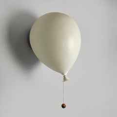 Aplique italiano moderno ballon de plástico de Yves Christin para Bilumen, años 80