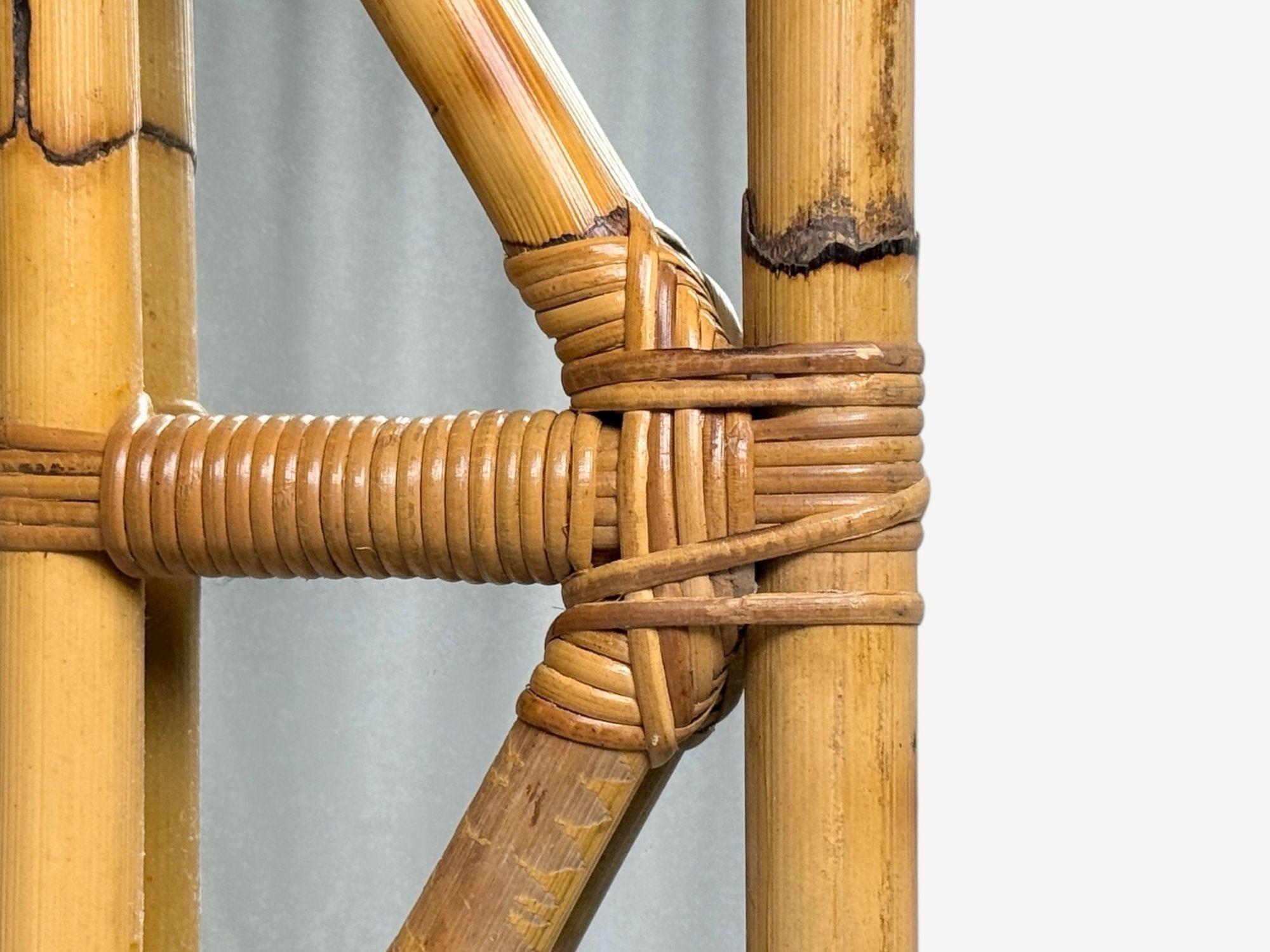 Bambou Miroir mural moderne italien en bambou et verre, Italie, années 1950 en vente