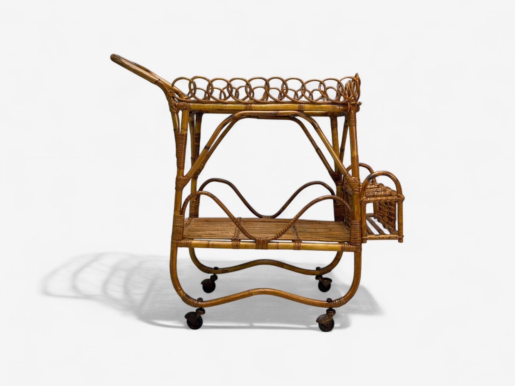 Chariot de bar moderne italien en bambou, rotin et métal, Italie, années 1960 en vente 4