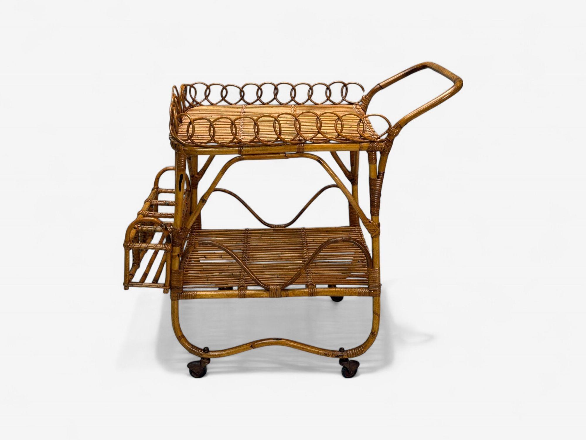 Mid-Century Modern Chariot de bar moderne italien en bambou, rotin et métal, Italie, années 1960 en vente