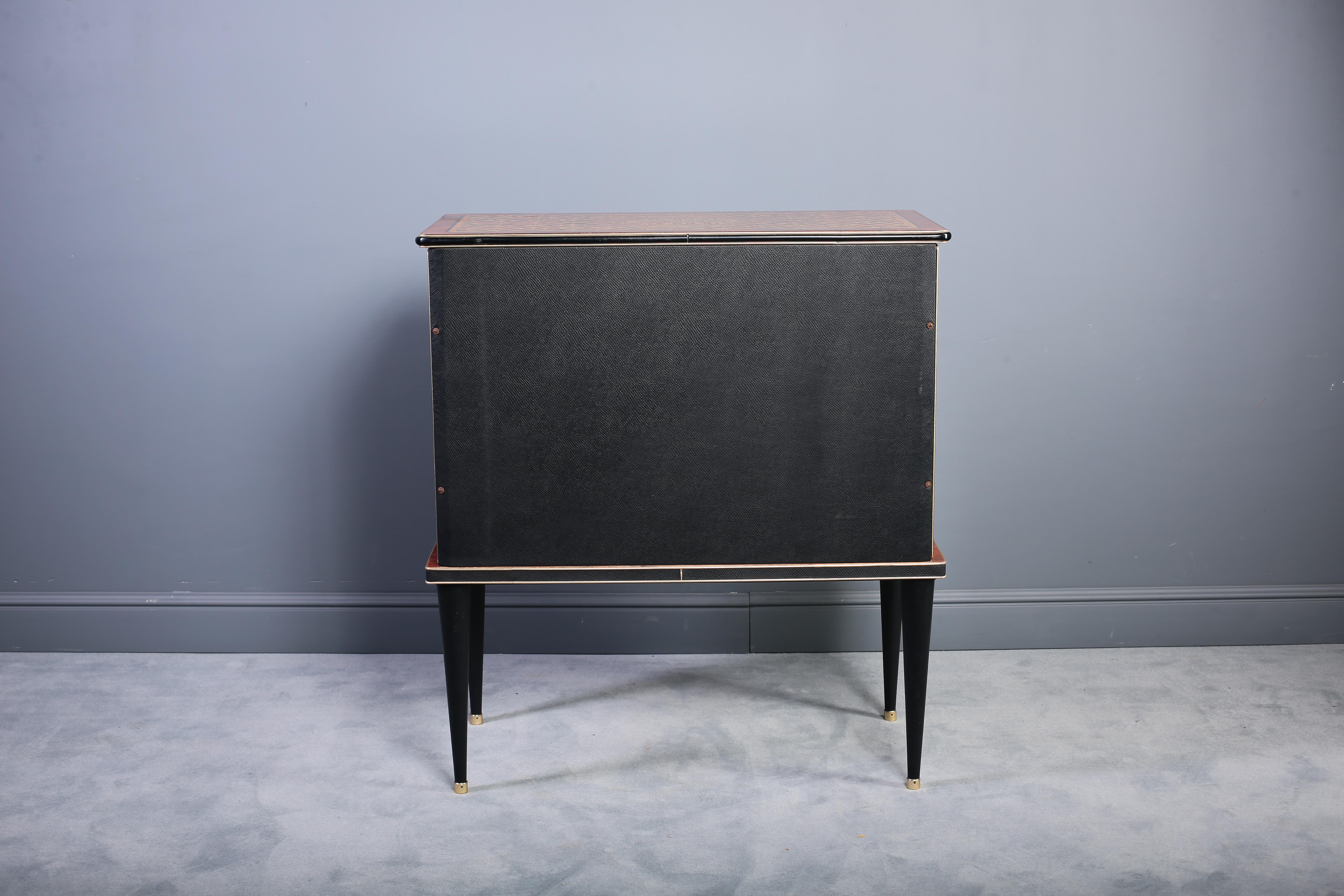 Italian Modern Bar Cabinet by Umberto Mascagni, 1950s In Good Condition In Bucharest, RO