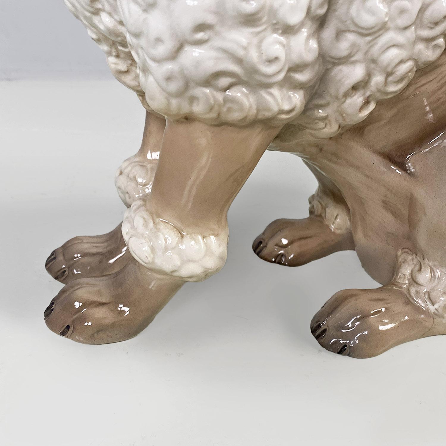 Moderne italienische Skulptur eines Pudels aus beige und weißer Keramik von Ronzan, 1970er Jahre im Angebot 9