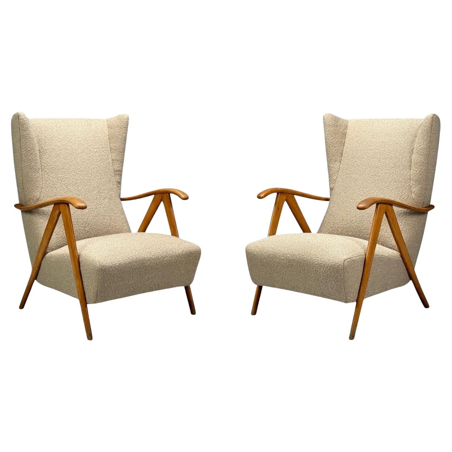 Italienische Moderne, Beige Boucle, Holz, skulpturale Sessel, Italien, 1960er