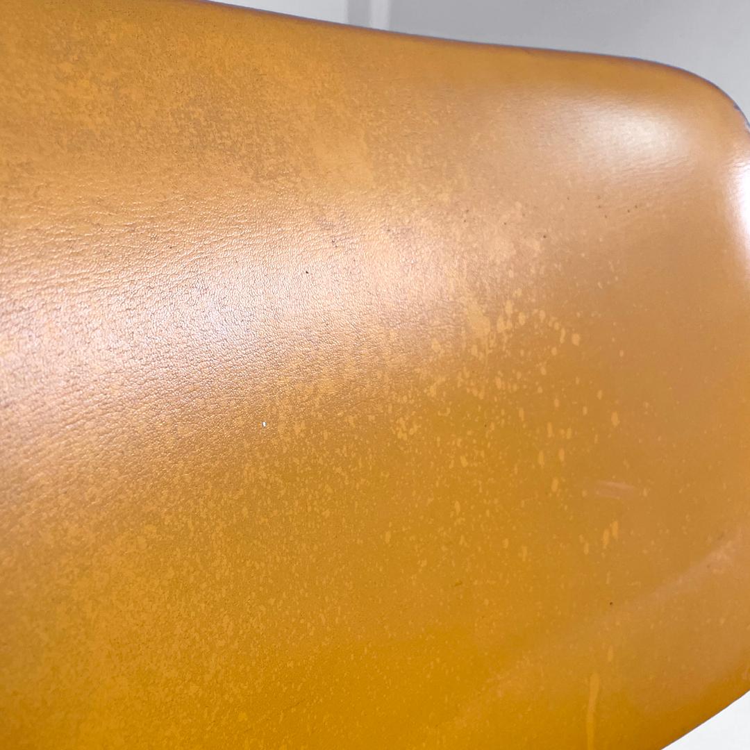 Italian modern beige chairs DSC by Giancarlo Piretti for Anonima Castelli, 1970s 4