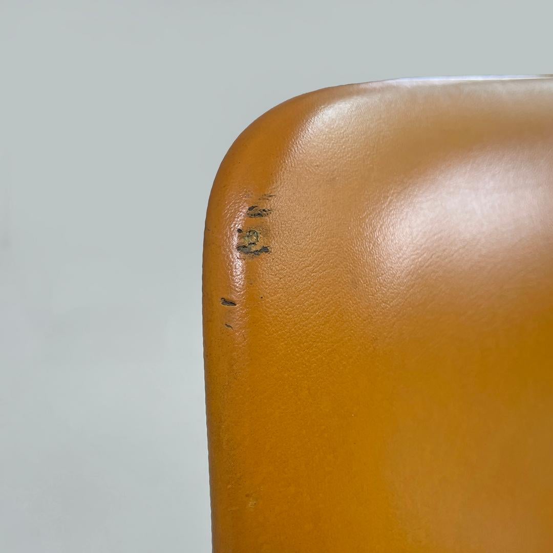 Moderne beigefarbene italienische Stühle DSC von Giancarlo Piretti für Anonima Castelli, 1970er Jahre im Angebot 3