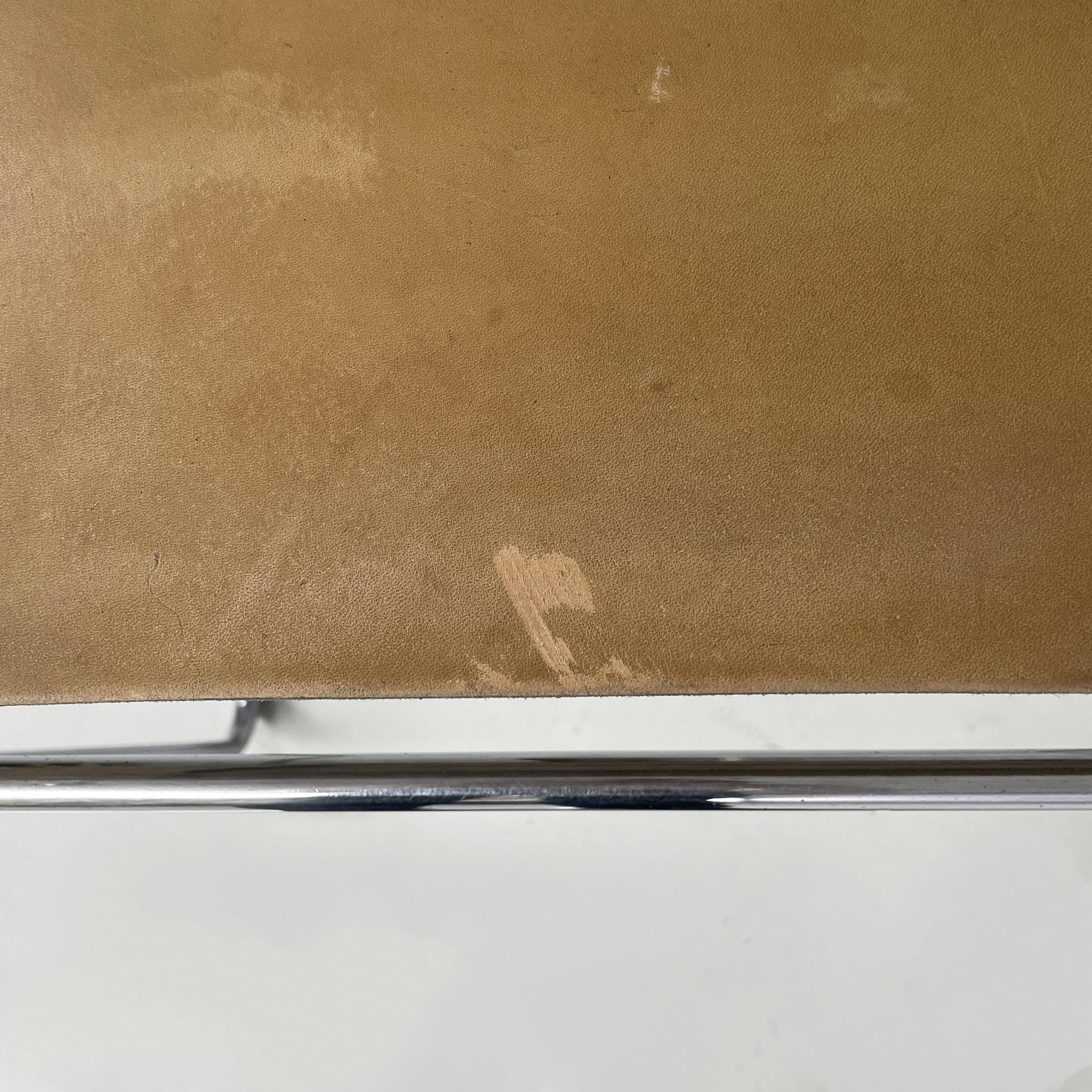 Italienische moderne beige Stühle Libellula von Giovanni Carini für Planula, 1970er Jahre im Angebot 6