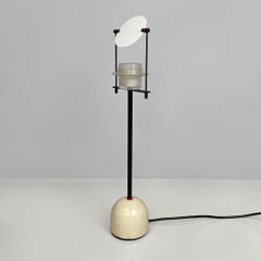 Italian modern black and white metal table lamp with directional light, 1980s