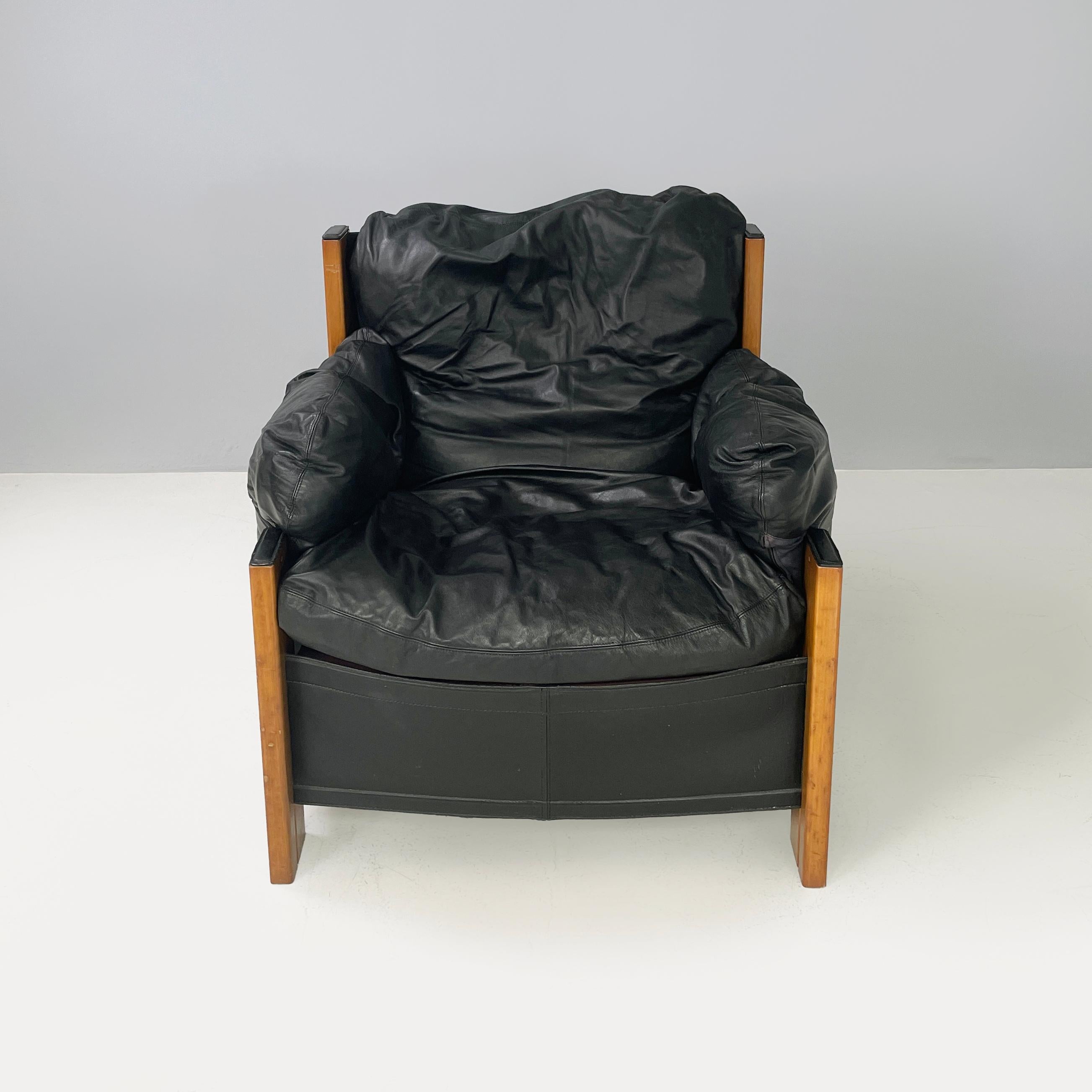 Italian modern Black armchair Artona by Afra and Tobia Scarpa for Maxalto, 1970s In Good Condition For Sale In MIlano, IT
