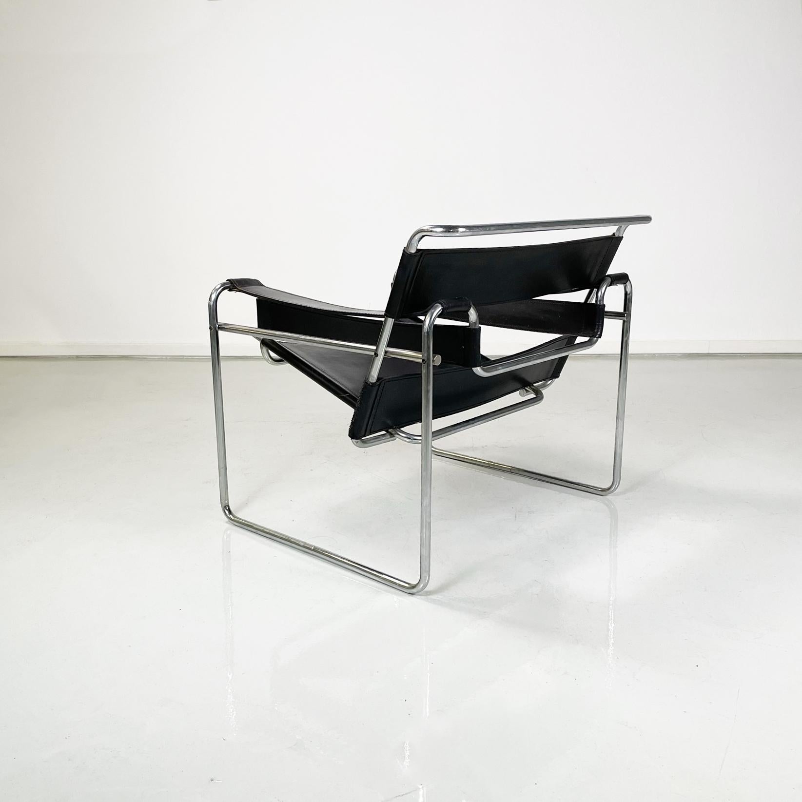 Mid-20th Century Italian Modern Black Armchair Mod. Wassily B3 by Marcel Breuer for Gavina, 1960s