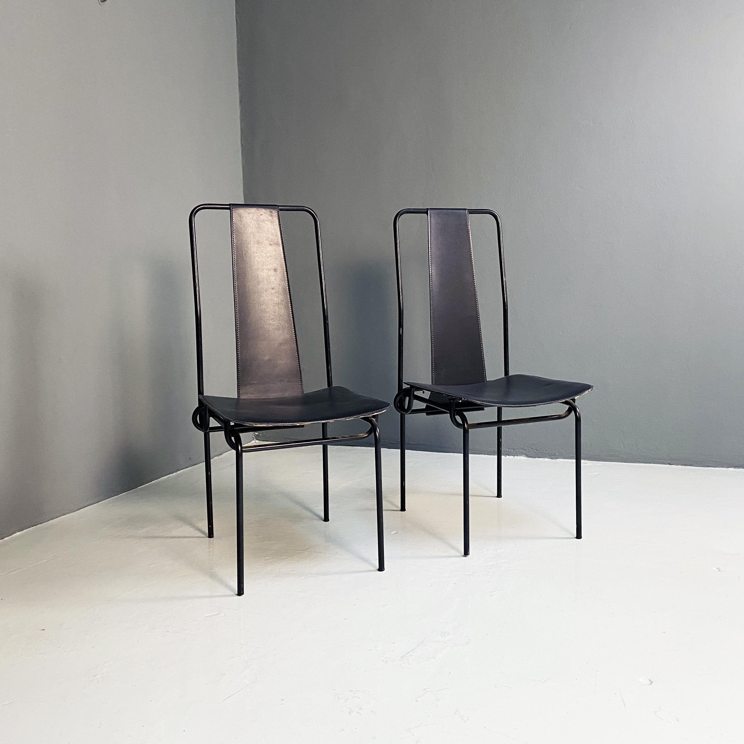 Italian modern Black chairs by Adalberto del Lago for Misura Emme, 1980s
Black chairs in enamelled metal rod, with seat and high back in black leather by Adalberto del Lago for Misura Emme, 1980s.
Very good condition
Measures in cm 52x43x98h
This