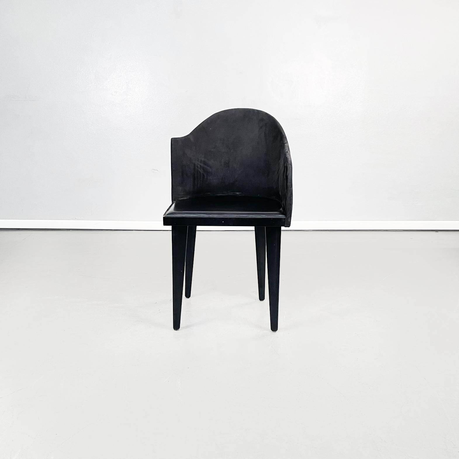Moderne italienische schwarze Stühle Toscana von Sartogo und Grenon für Saporiti, 1980er Jahre (Ende des 20. Jahrhunderts) im Angebot