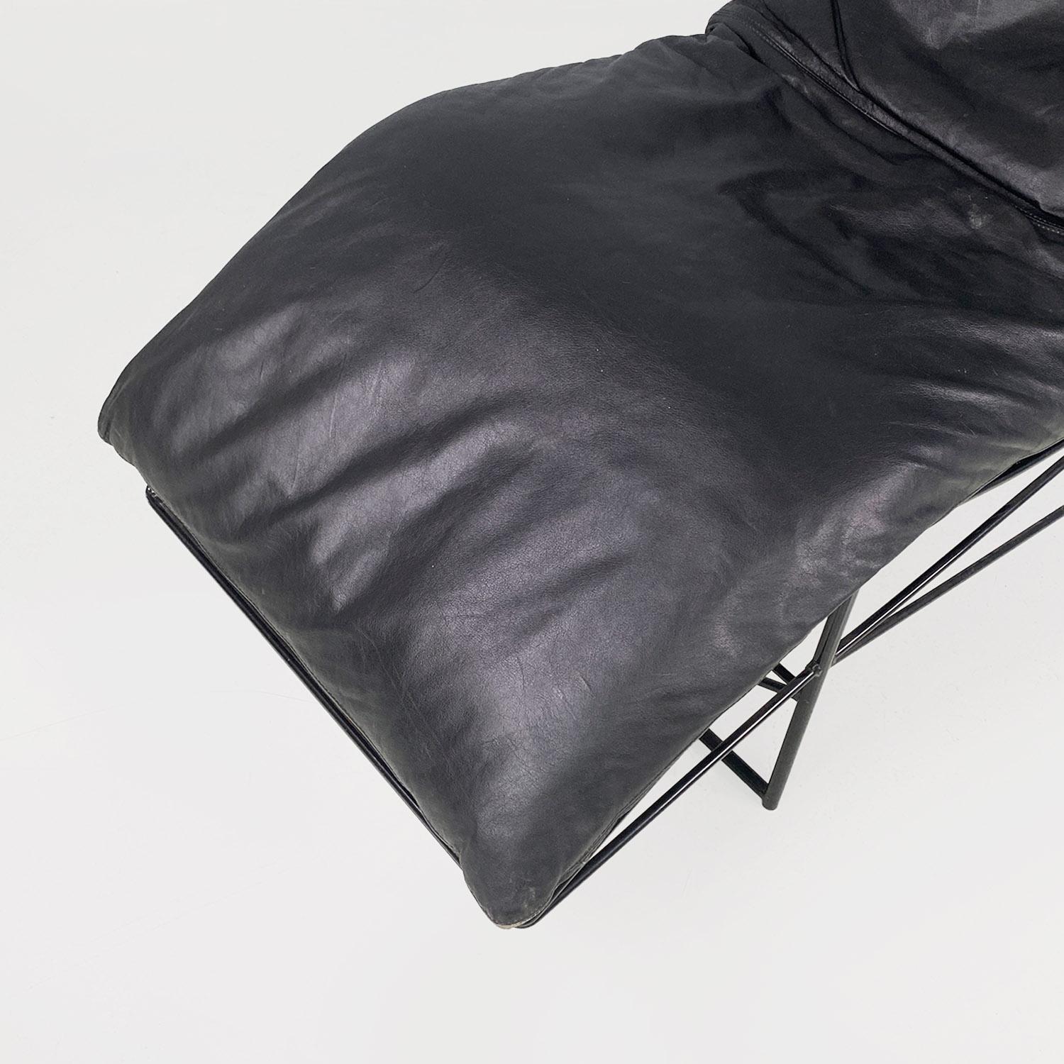 Italian modern black chaise lounge by Paolo Passerini for Uvet Dimensione, 1980s 7
