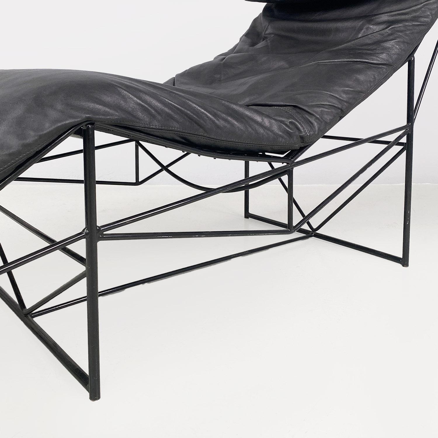 Italian modern black chaise lounge by Paolo Passerini for Uvet Dimensione, 1980s 9