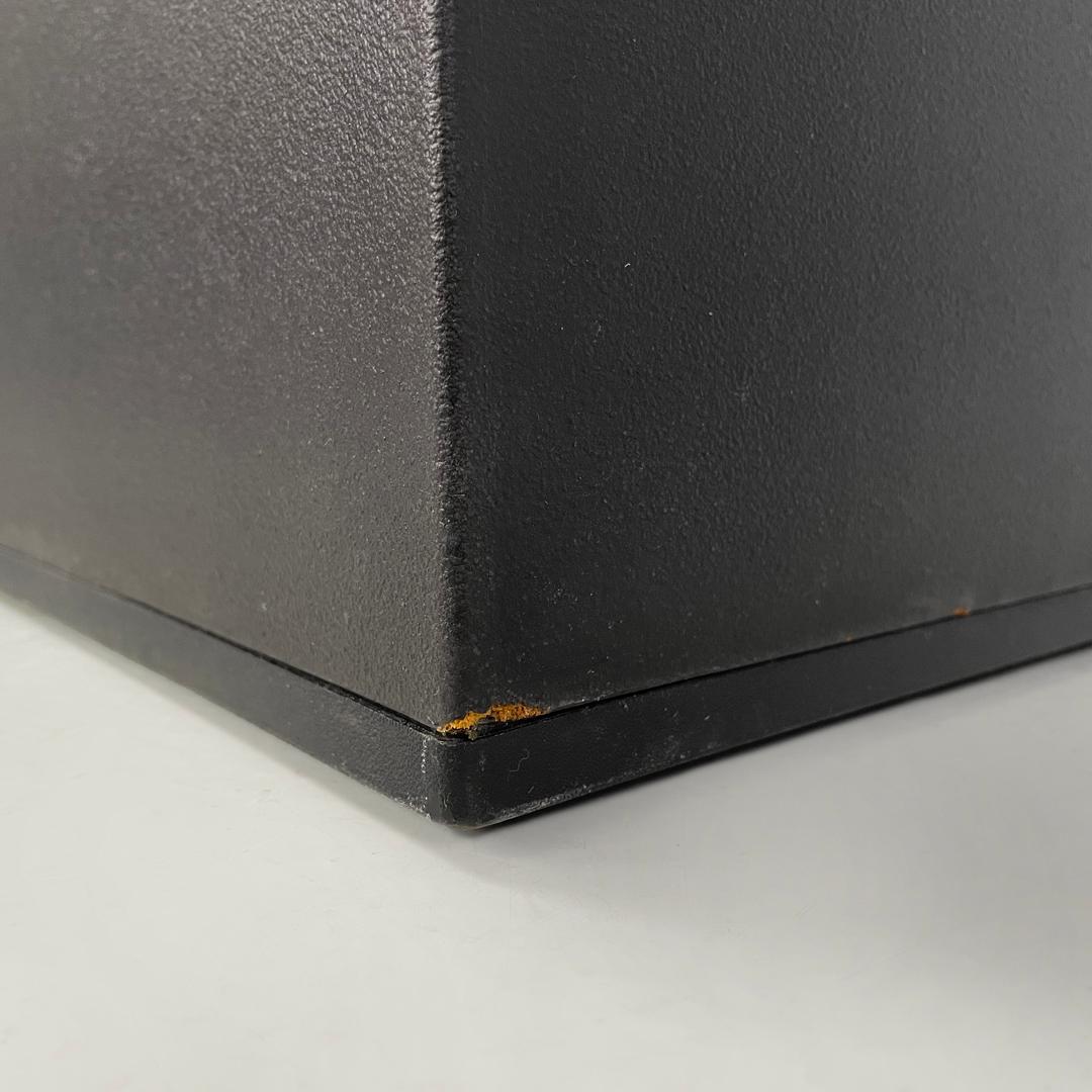 Moderne italienische schwarze Couchtische Gli Scacchi Mario Bellini C&B Italia, 1970er Jahre 7