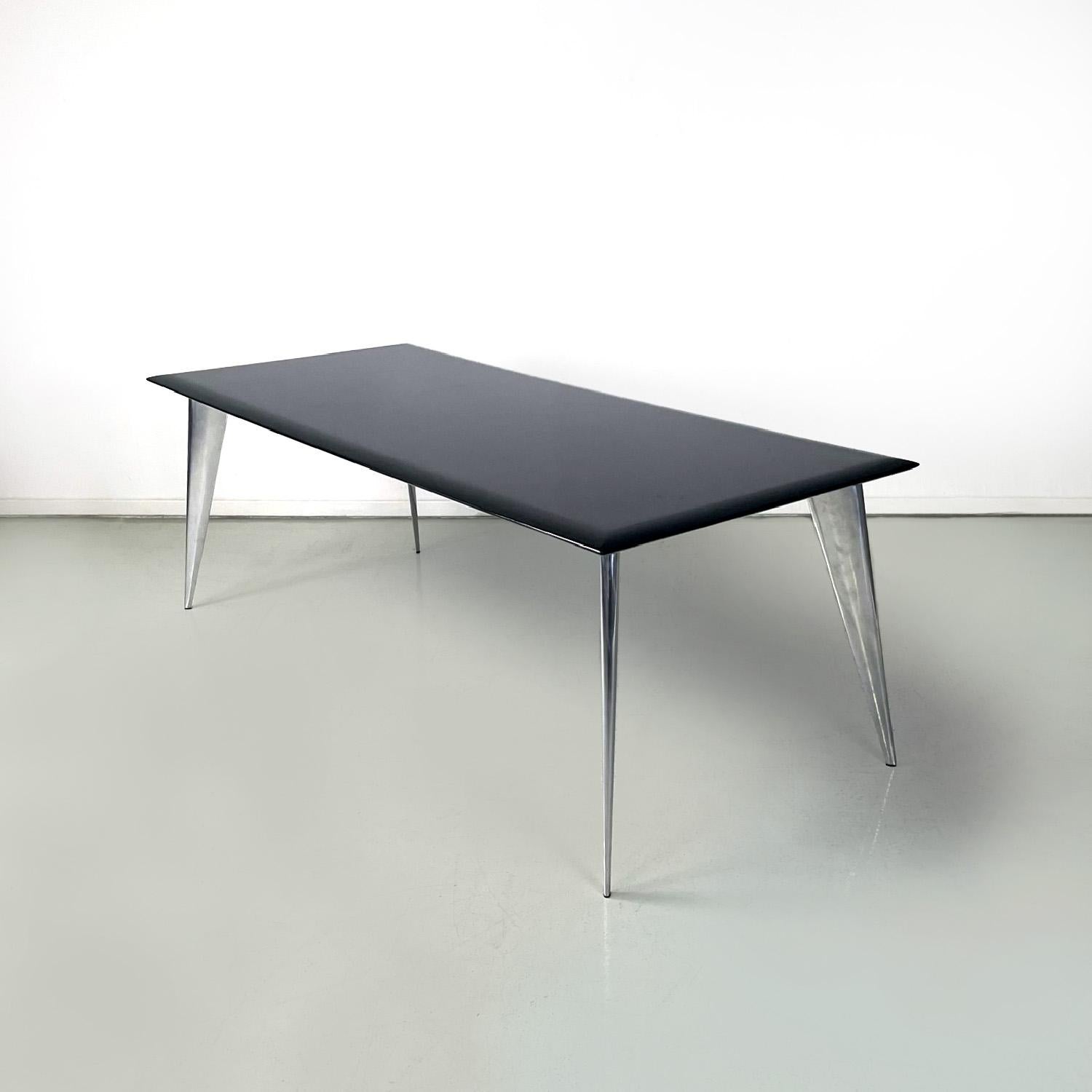 Moderne Table de salle à manger noire moderne italienne M de Philippe Starck pour Driade Aleph, années 1980 en vente