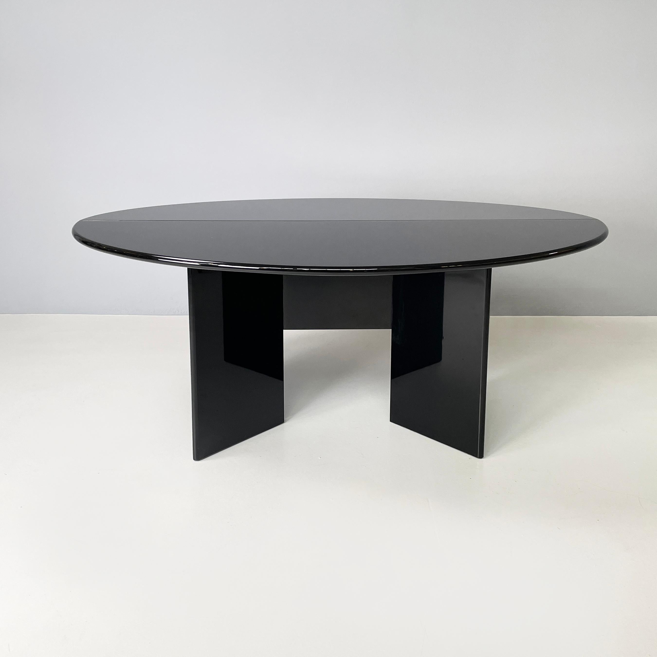 Modern Italian modern Black Dining table or console by Takahama for Cassina, 1970s For Sale