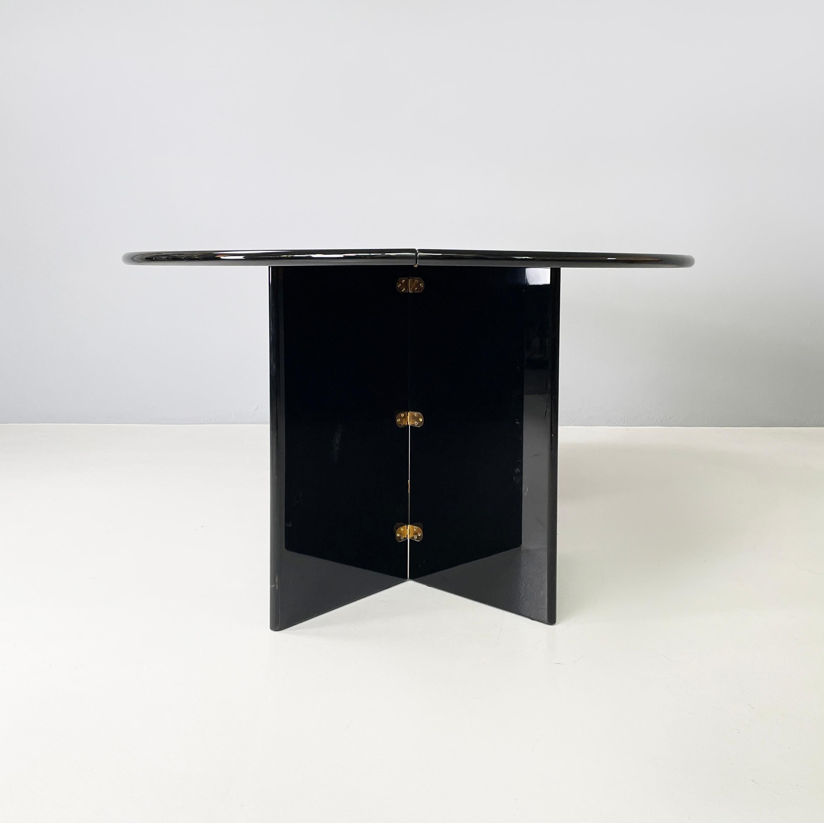 Late 20th Century Italian modern Black Dining table or console by Takahama for Cassina, 1970s For Sale