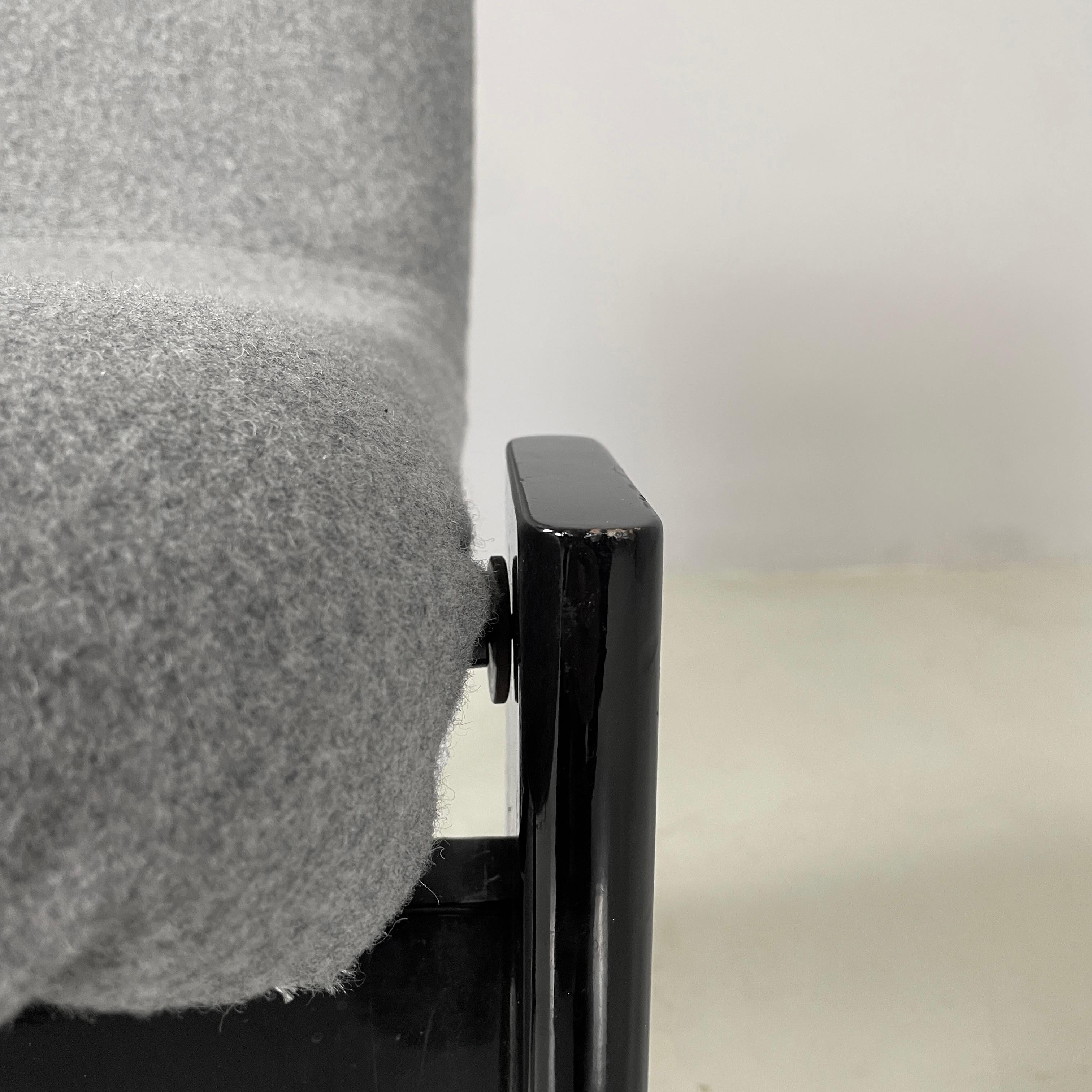 Italian modern Black lacquered wood and grey fabric chairs by Salocchi, 1970s For Sale 3