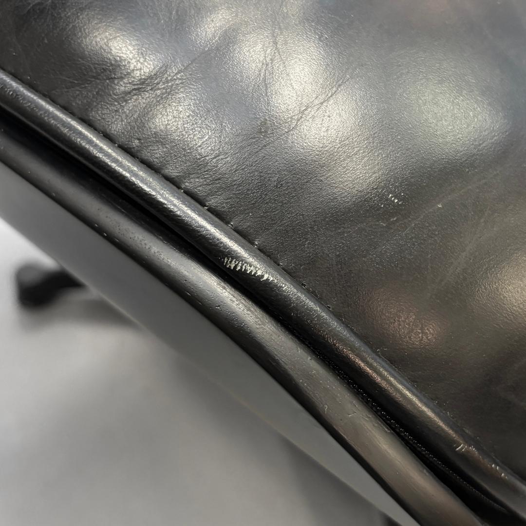 Sillón moderno italiano de cuero negro y metal 670 671 Eames para ICF, años 70 en venta 6