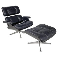 Italian modern black leather lounge chair 670 671 by Eames for ICF, 1970s
