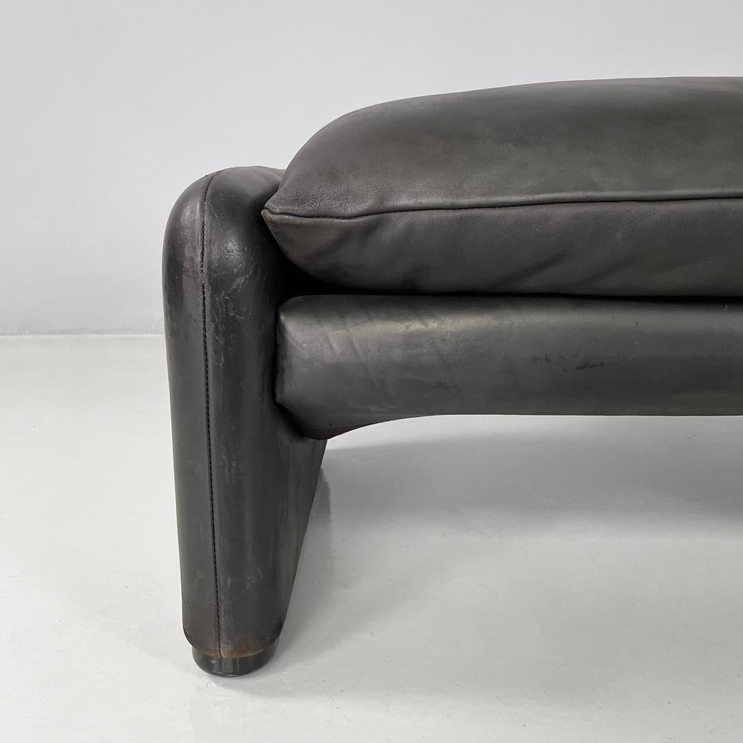 Italian modern black leather pouf Maralunga Vico Magistretti for Cassina, 1970s For Sale 3