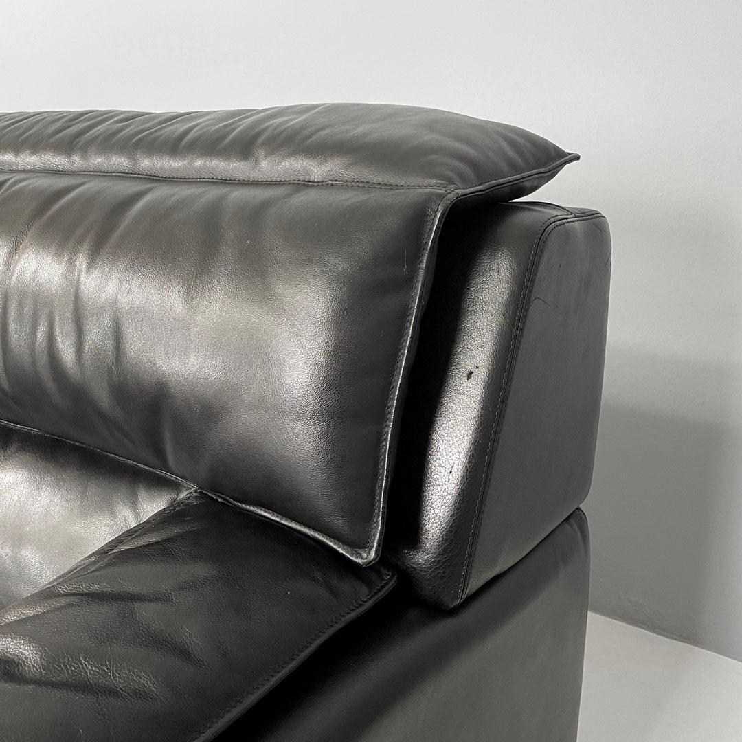 Italian modern black leather sofa Bogo Carlo Bartoli Rossi for Albizzate, 1970s For Sale 6