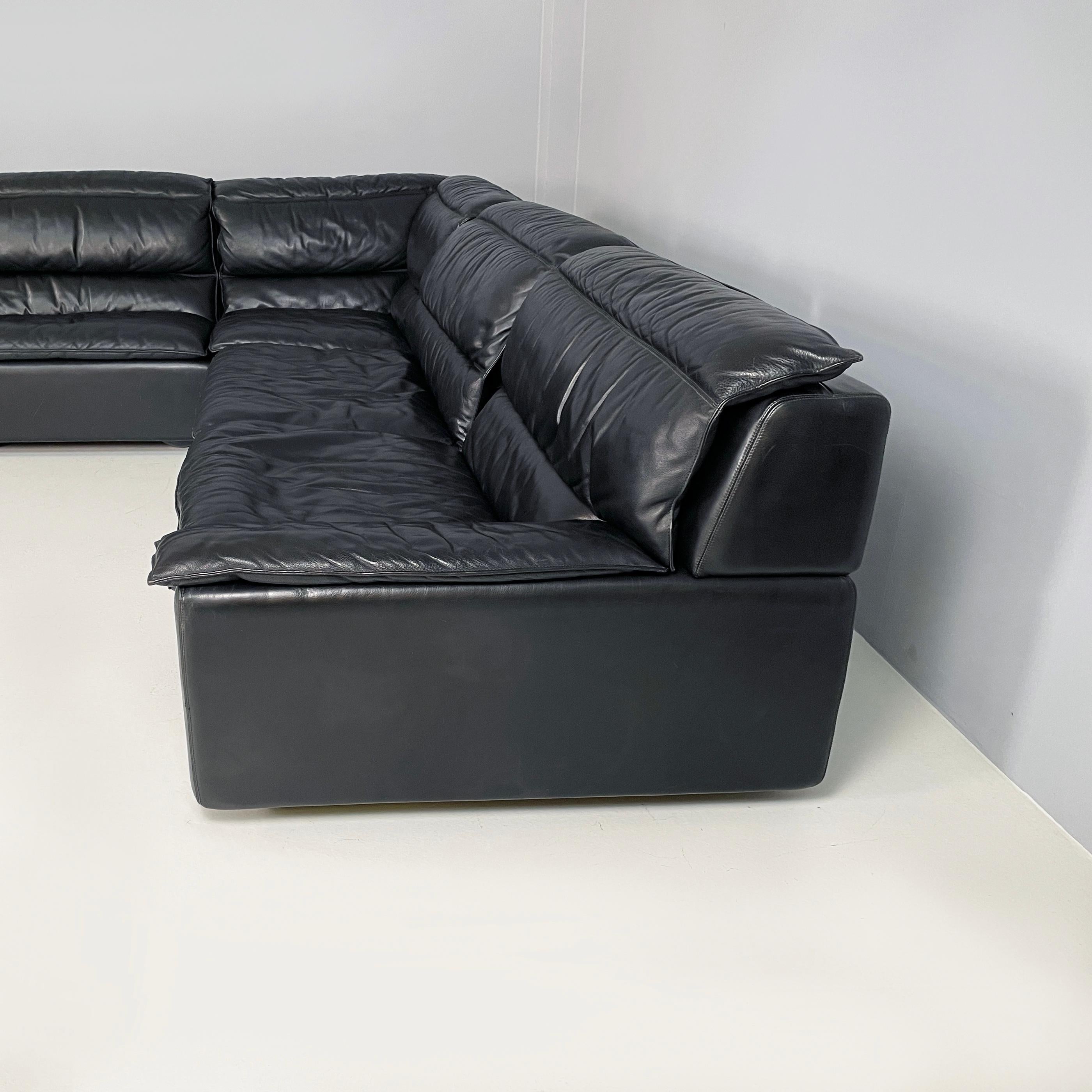 Leather Italian modern black leather sofa Bogo Carlo Bartoli Rossi for Albizzate, 1970s For Sale
