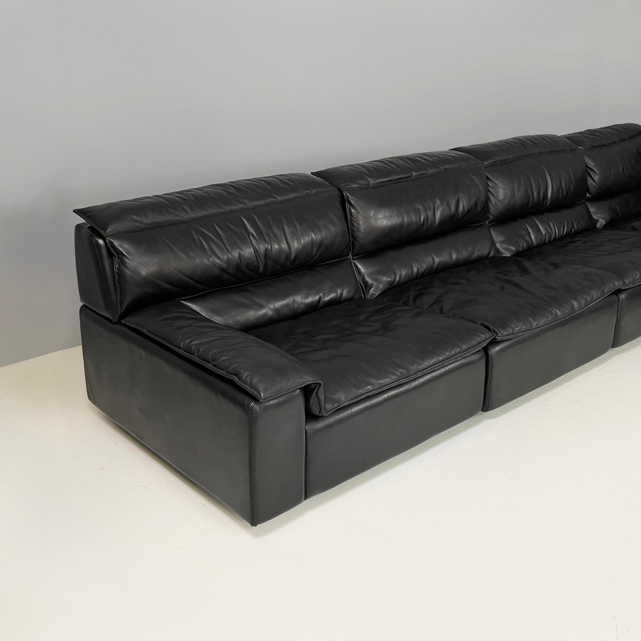 Italian modern black leather sofa Bogo Carlo Bartoli Rossi for Albizzate, 1970s For Sale 3