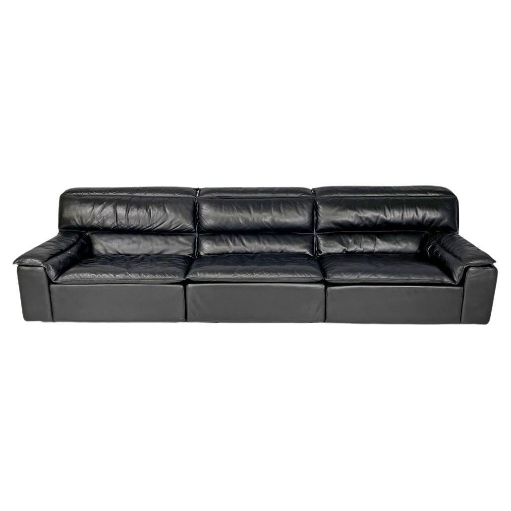Italian modern black leather sofa Bogo Carlo Bartoli Rossi for Albizzate, 1970s For Sale