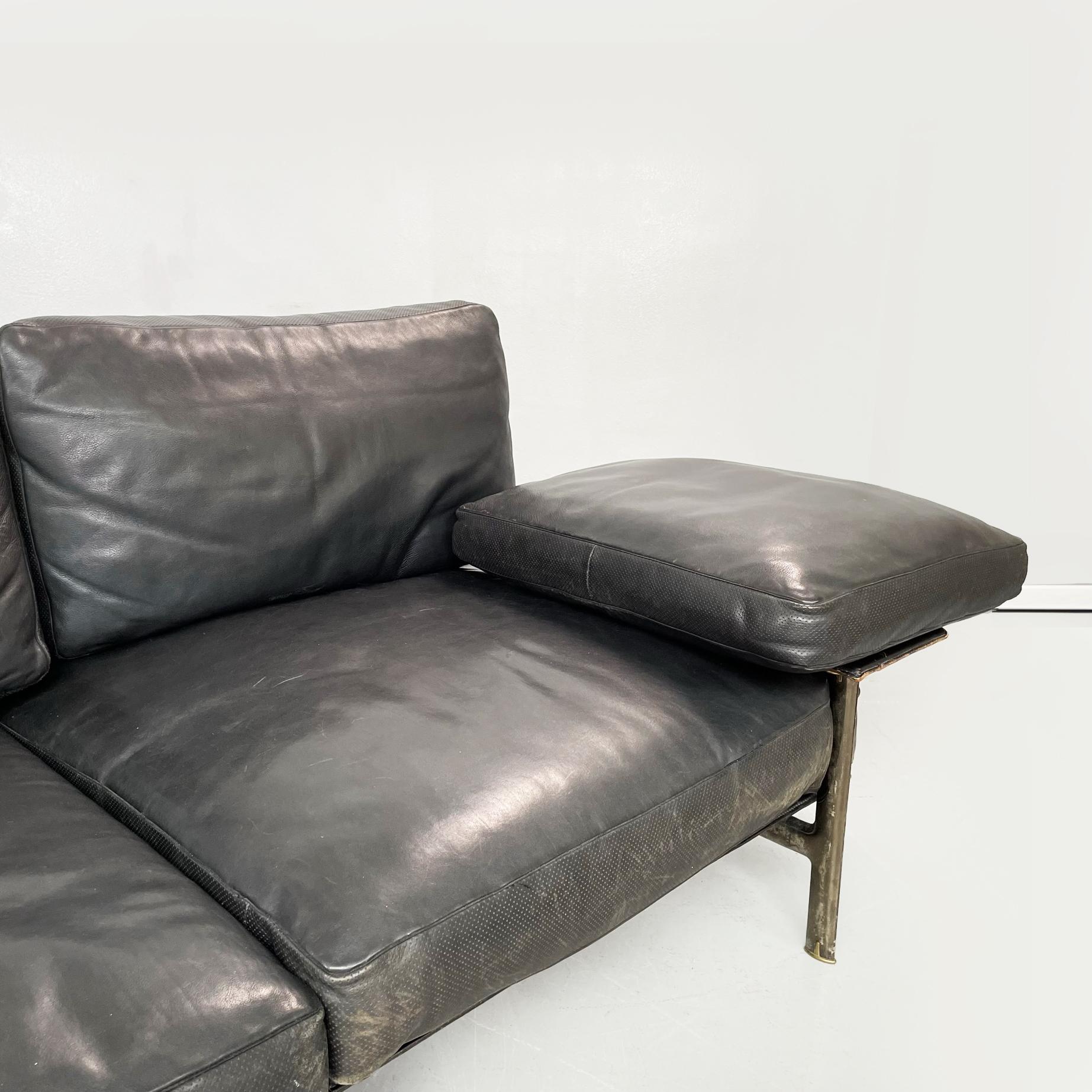 Mid-Century Modern Italian Modern Black Leather Sofa Diesis by Antonio Citterio for B&B, 1980s For Sale