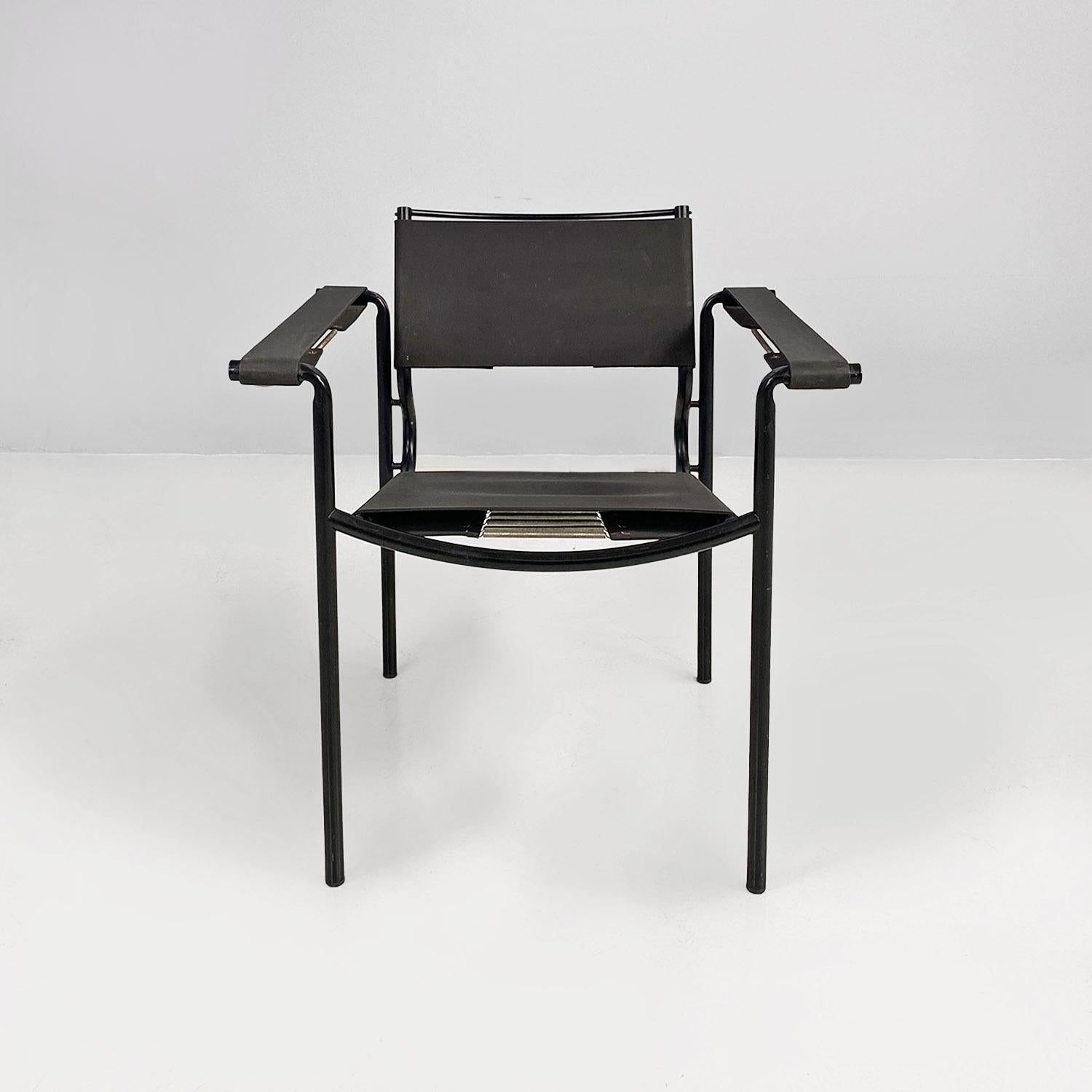Italian modern black leather and metal Spaghetti armchair by Giandomenico Belotti for Alias, 1980.
Spaghetti model armchair with black painted metal structure, square seat and backrest in matt black ecological leather.
Designed by Giandomenico
