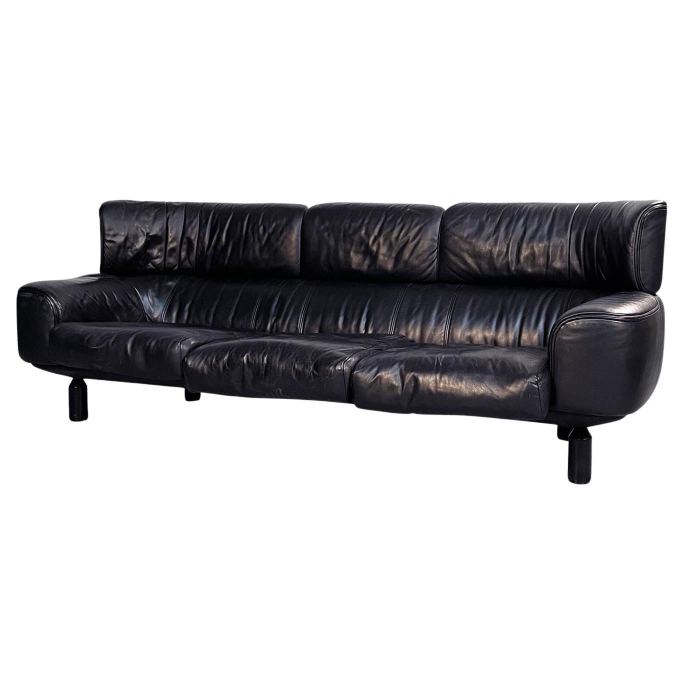 Italian Modern Black Leather Wood 3seat Sofa Bull by Frattini for Cassina, 1980s For Sale