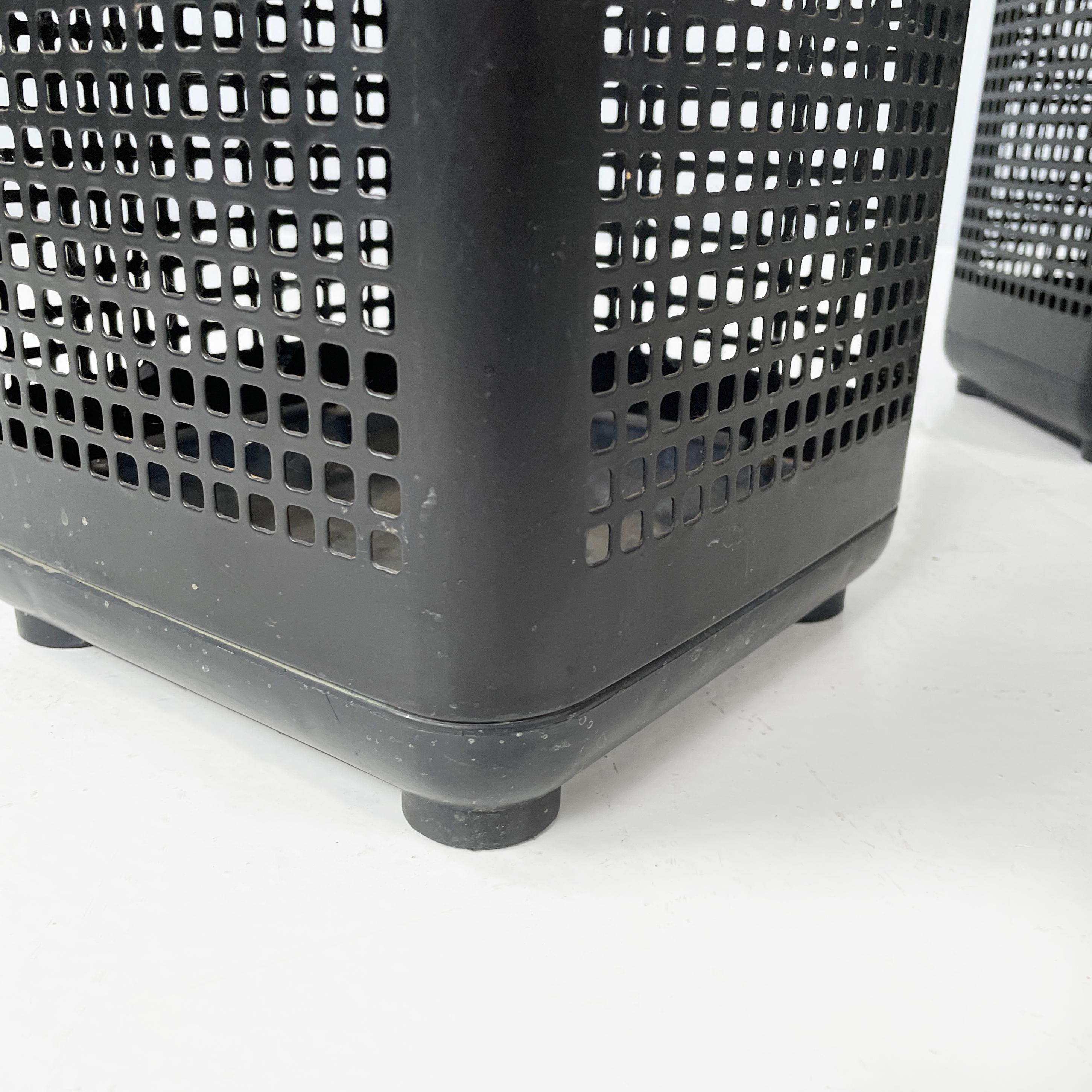 Italian modern black metal and plastic squared baskets by Neolt, 1980s For Sale 4