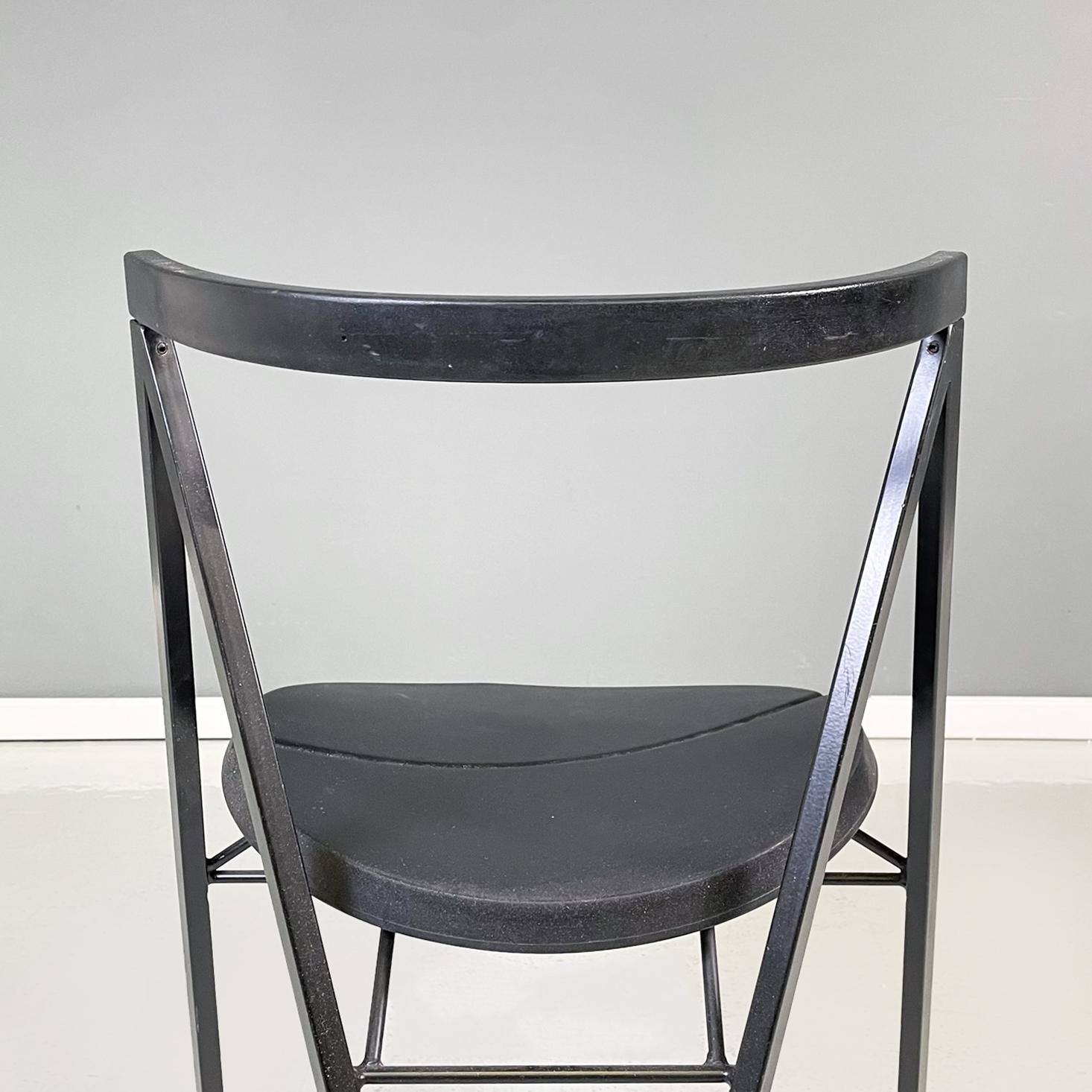 Italian Modern Black Metal and Rubber Round Chair by Zeus, 1990s For Sale 7
