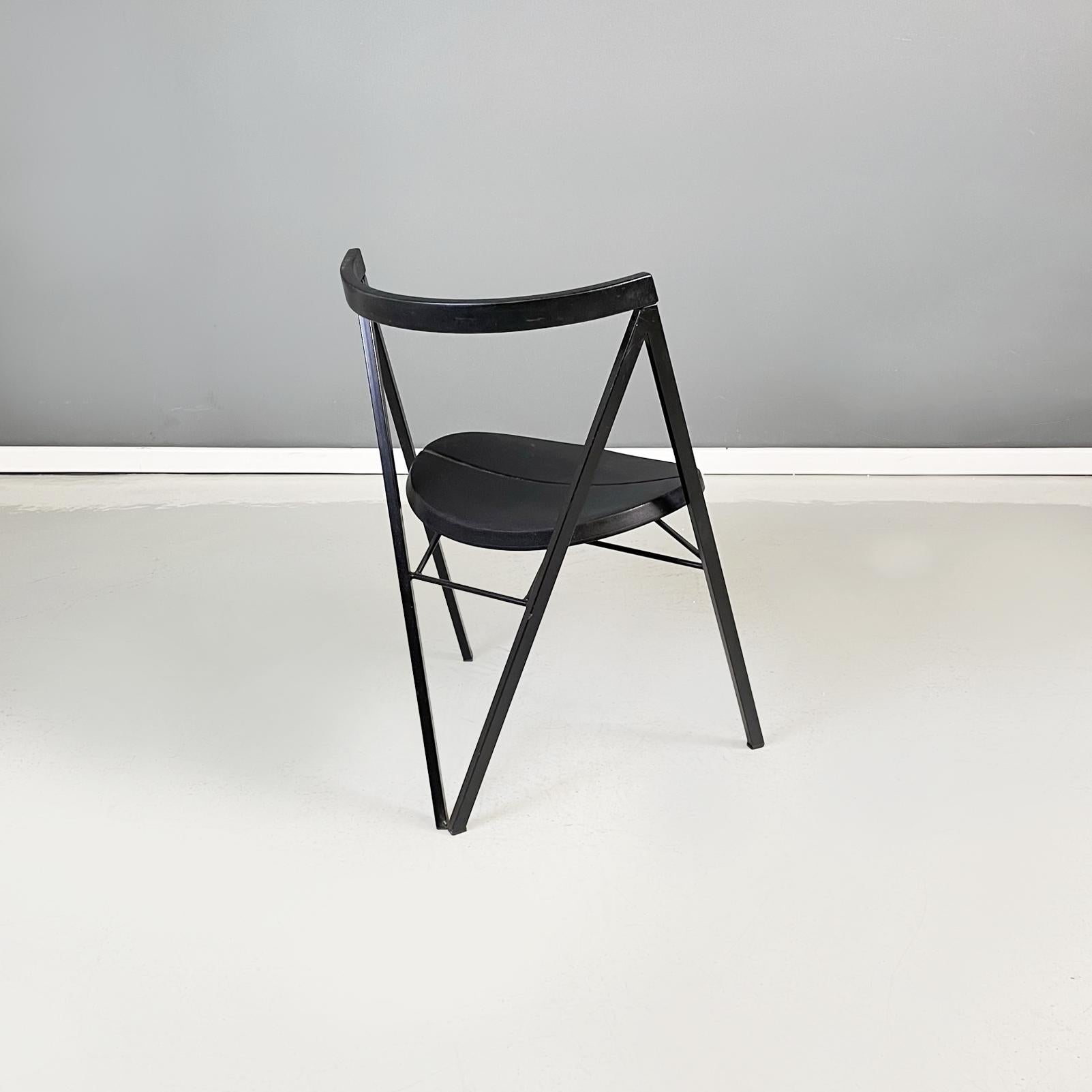 Fin du 20e siècle Chaise ronde italienne moderne en métal noir et caoutchouc de Zeus, années 1990 en vente