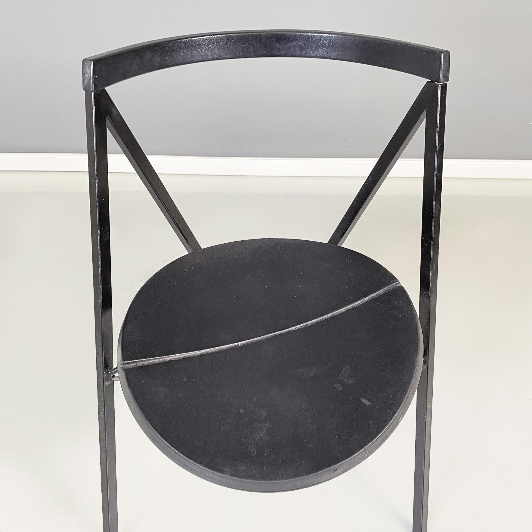 Italian Modern Black Metal and Rubber Round Chair by Zeus, 1990s For Sale 1