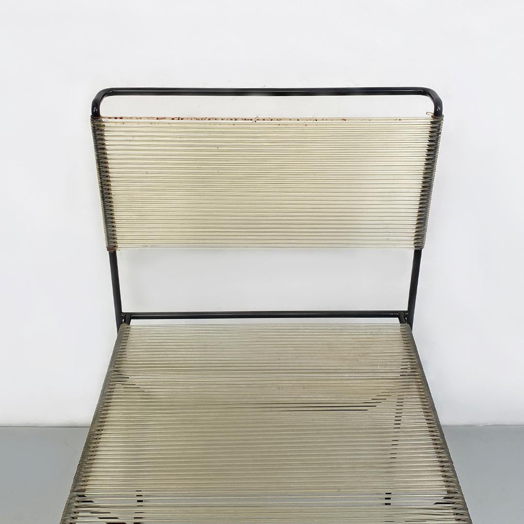 Italienischer moderner Stuhl aus schwarzem Metall und transparentem Kunststoff im Spaghetti-Stil, 1980er Jahre (Postmoderne) im Angebot